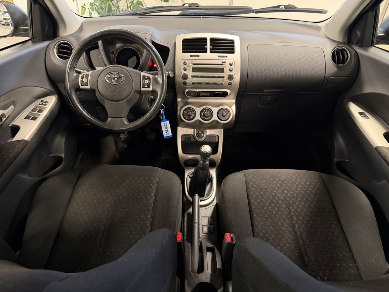 Toyota Urban Cruiser 1.33 Dual VVT-i 2009, bild 7/10
