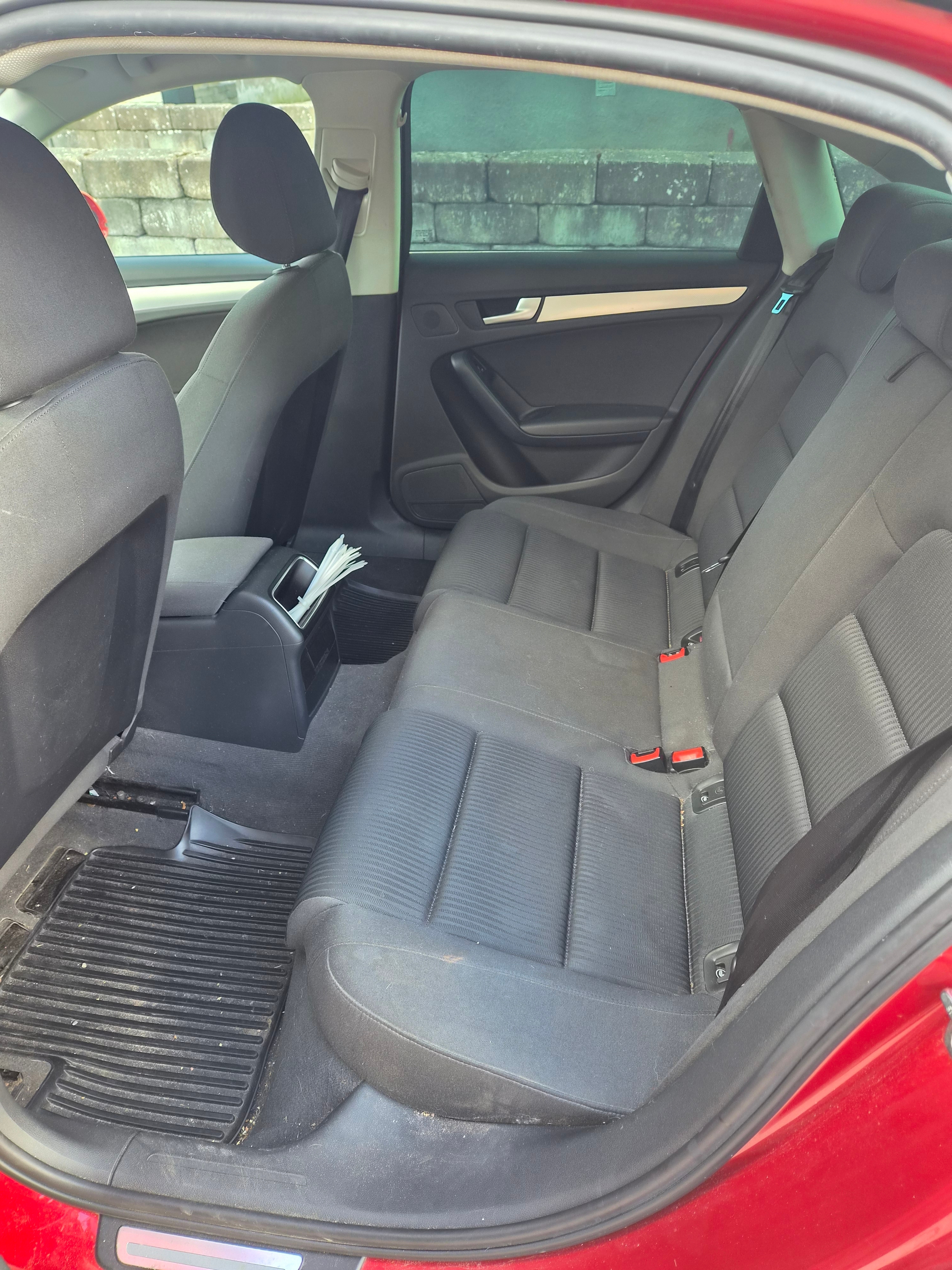 Audi A4 1.8 TFSI 2010, bild 6/10