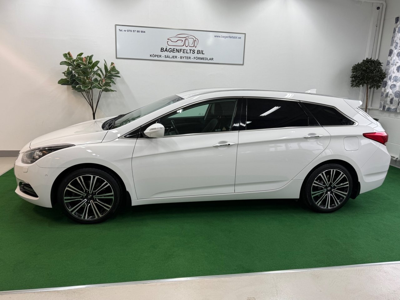 Hyundai i40 2017, photo 2/10