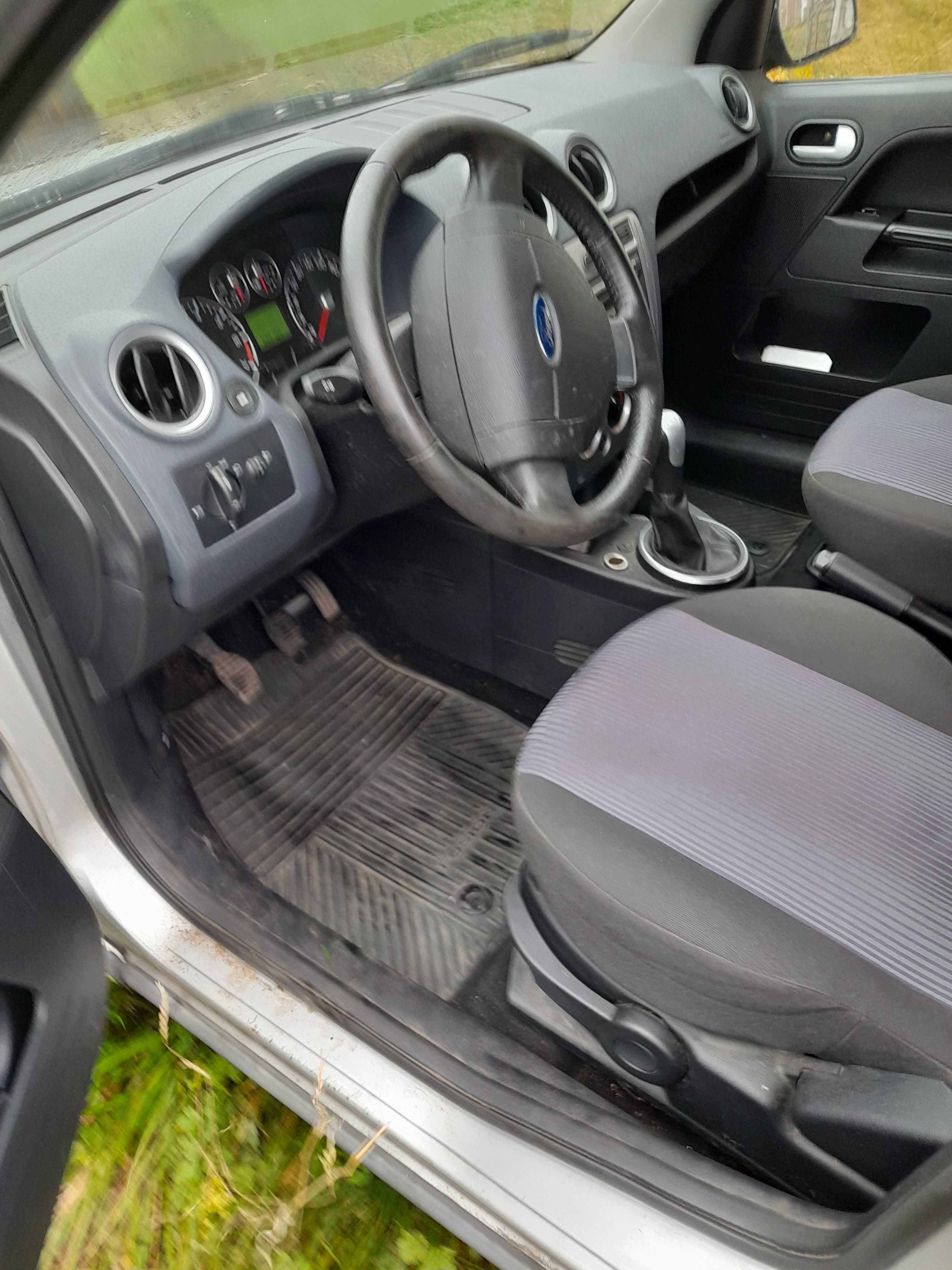 Ford Fusion 1.4 Manuell 2007, kuva 2/5