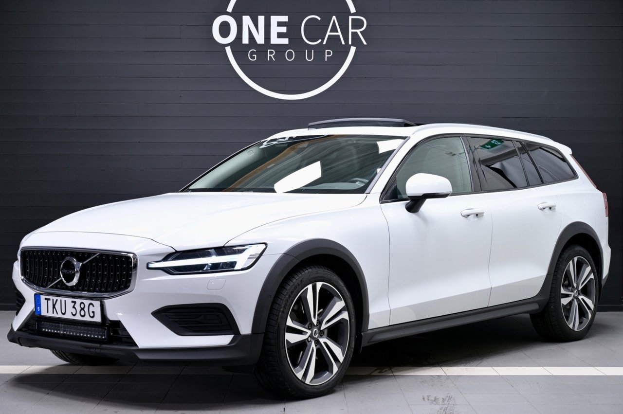 Volvo V60 Cross Country 2022, kuva 2/10
