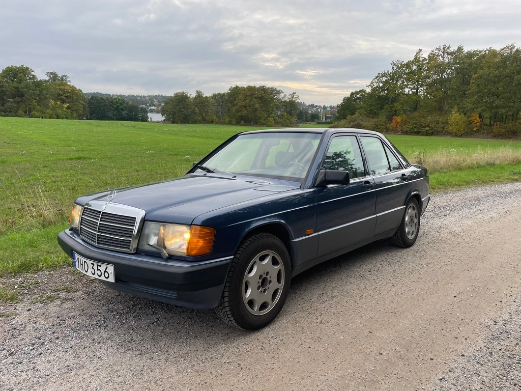 Mercedes-Benz 190