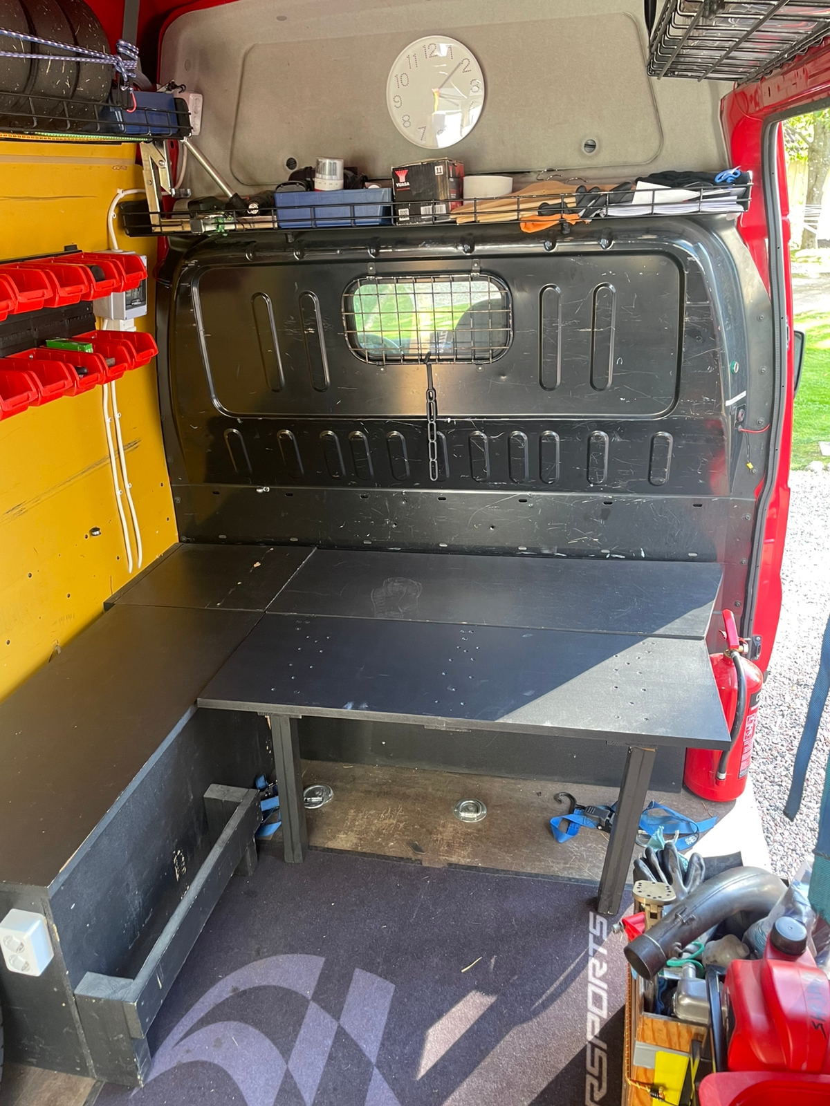 Ford Transit T300 2.2 TDCi Manuell 2008, bild 5/6