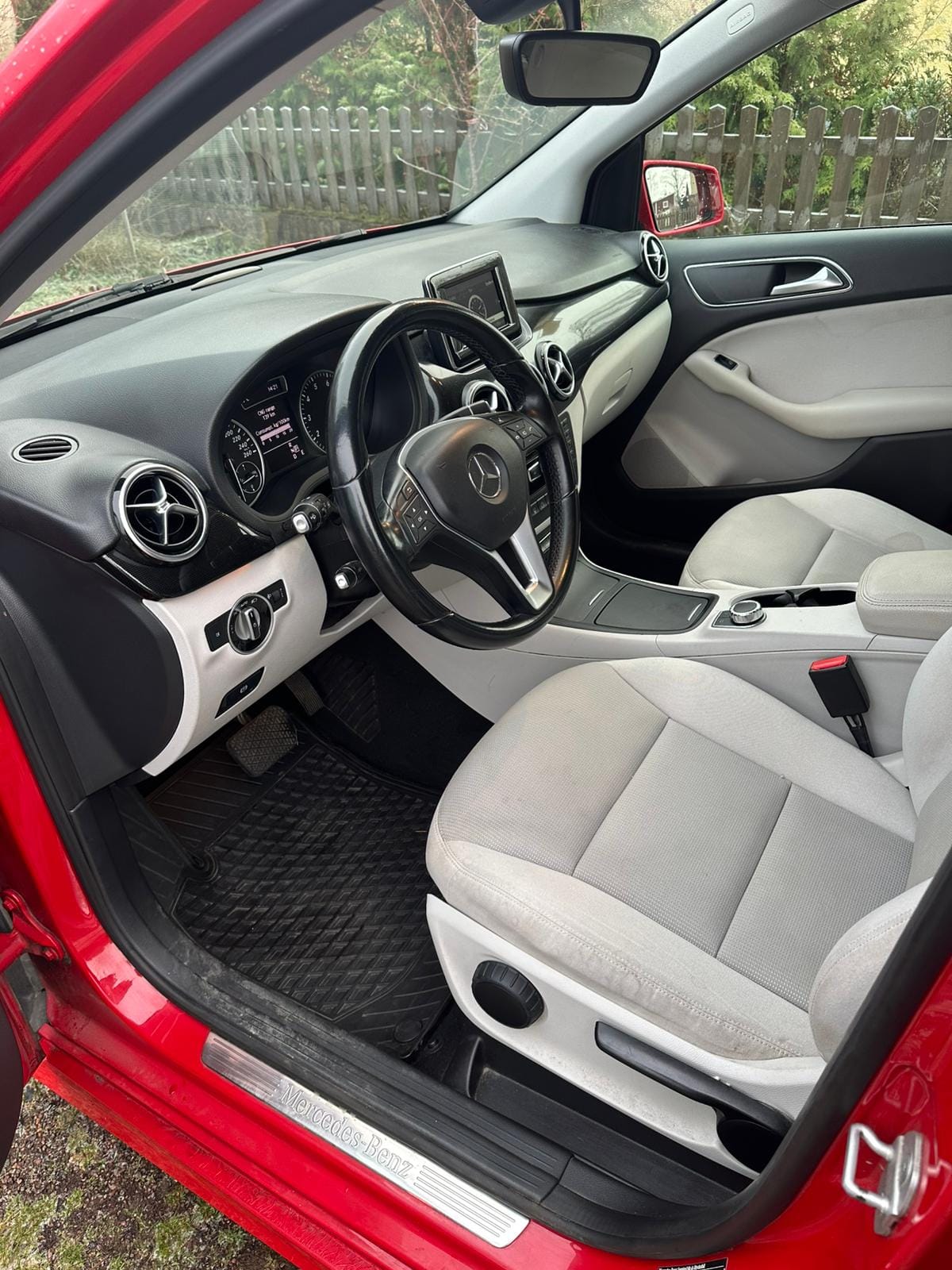 Mercedes-Benz B 2014, kuva 4/10