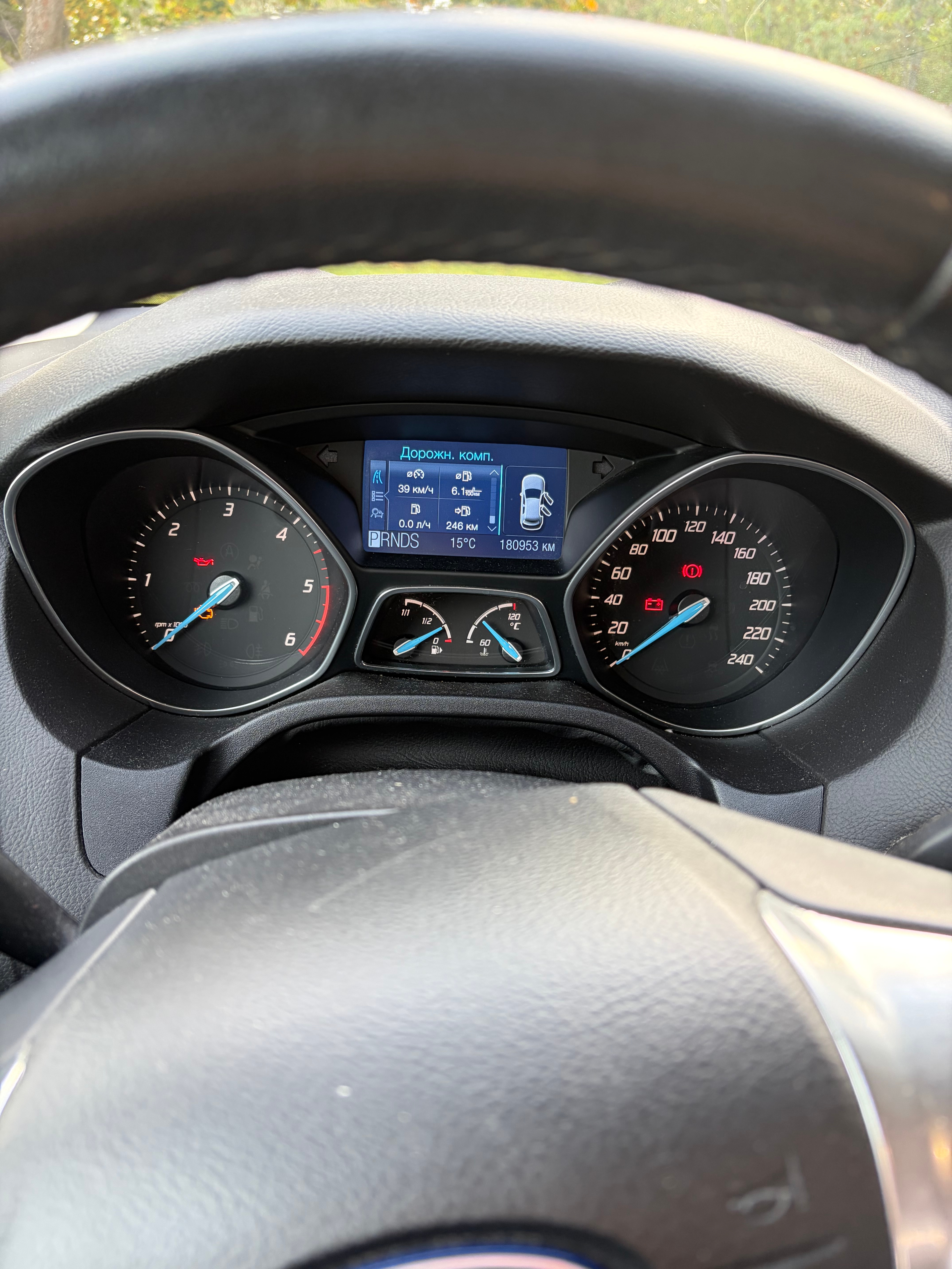 Ford Focus 2.0 TDCi Powershift 2012, kuva 7/8