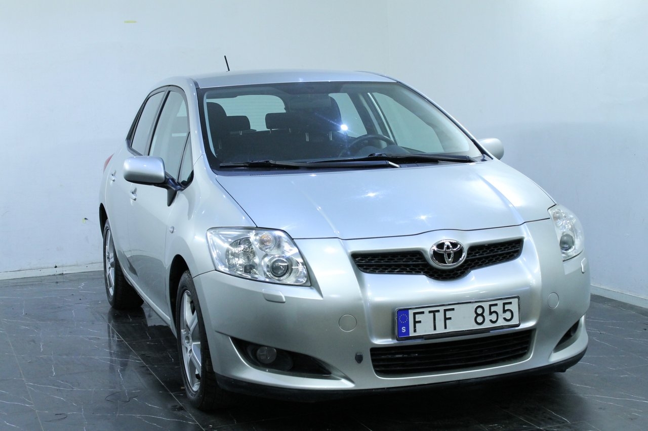 Toyota Auris 1.6 2007, photo 2/10