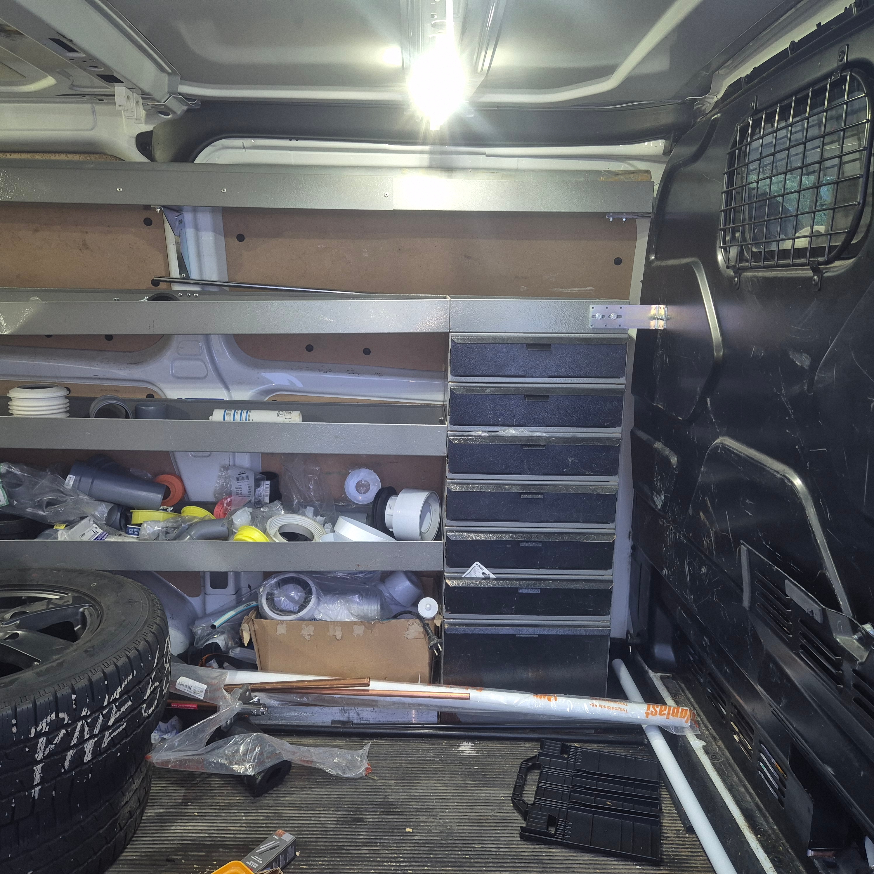 Ford Transit Custom 270 2.2 TDCi Manuell 2013, bild 4/8