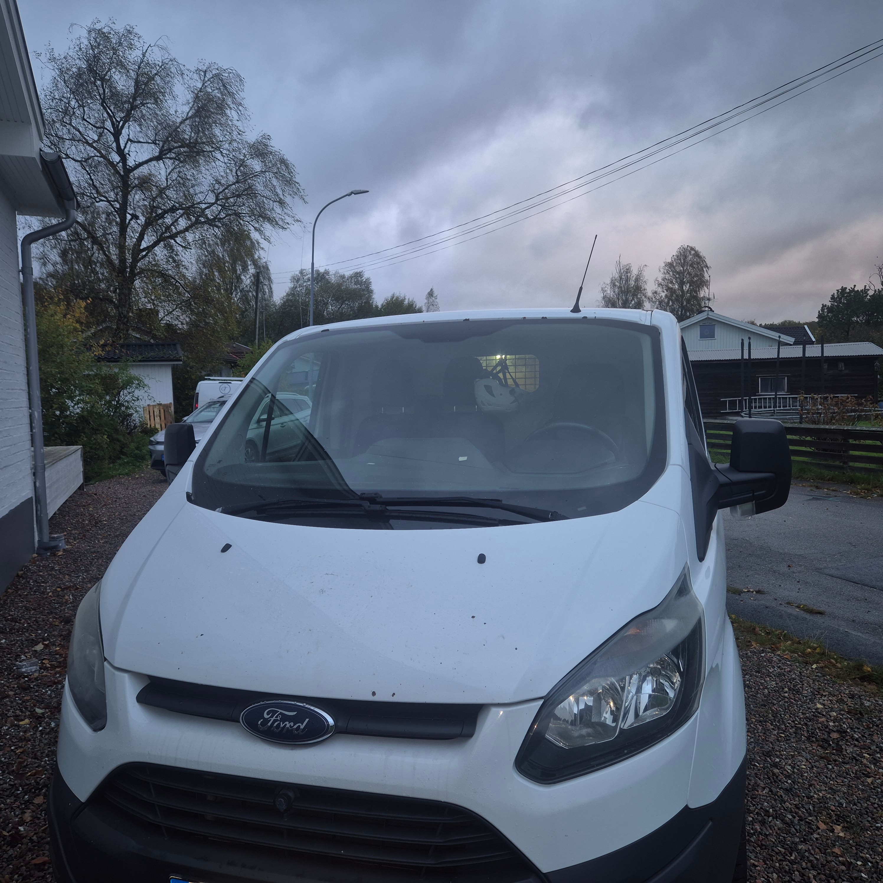Ford Transit Custom 270 2.2 TDCi Manuell 2013, bild 5/8