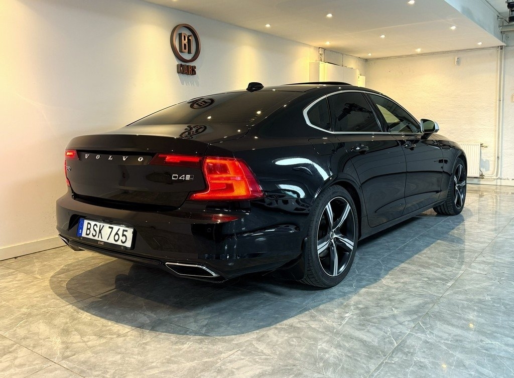 Volvo S90 2018, photo 3/10