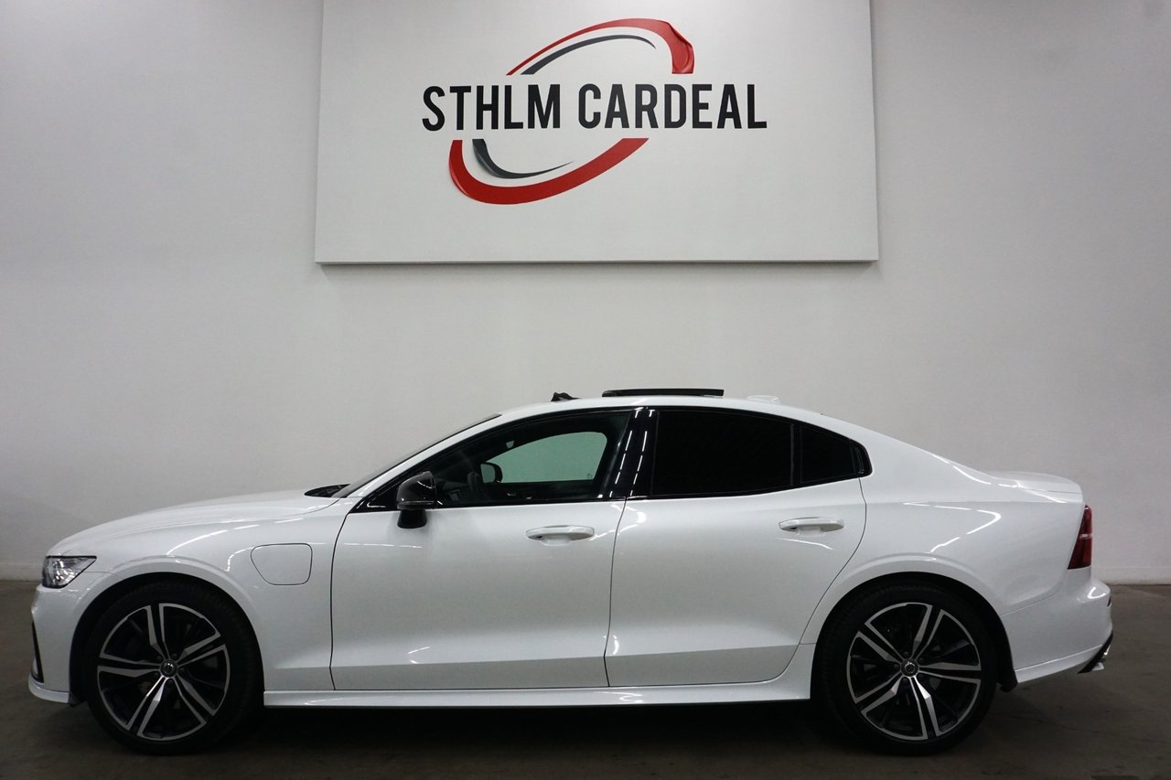 Volvo S60 Recharge T8 AWD R-Design 2021, photo 3/10