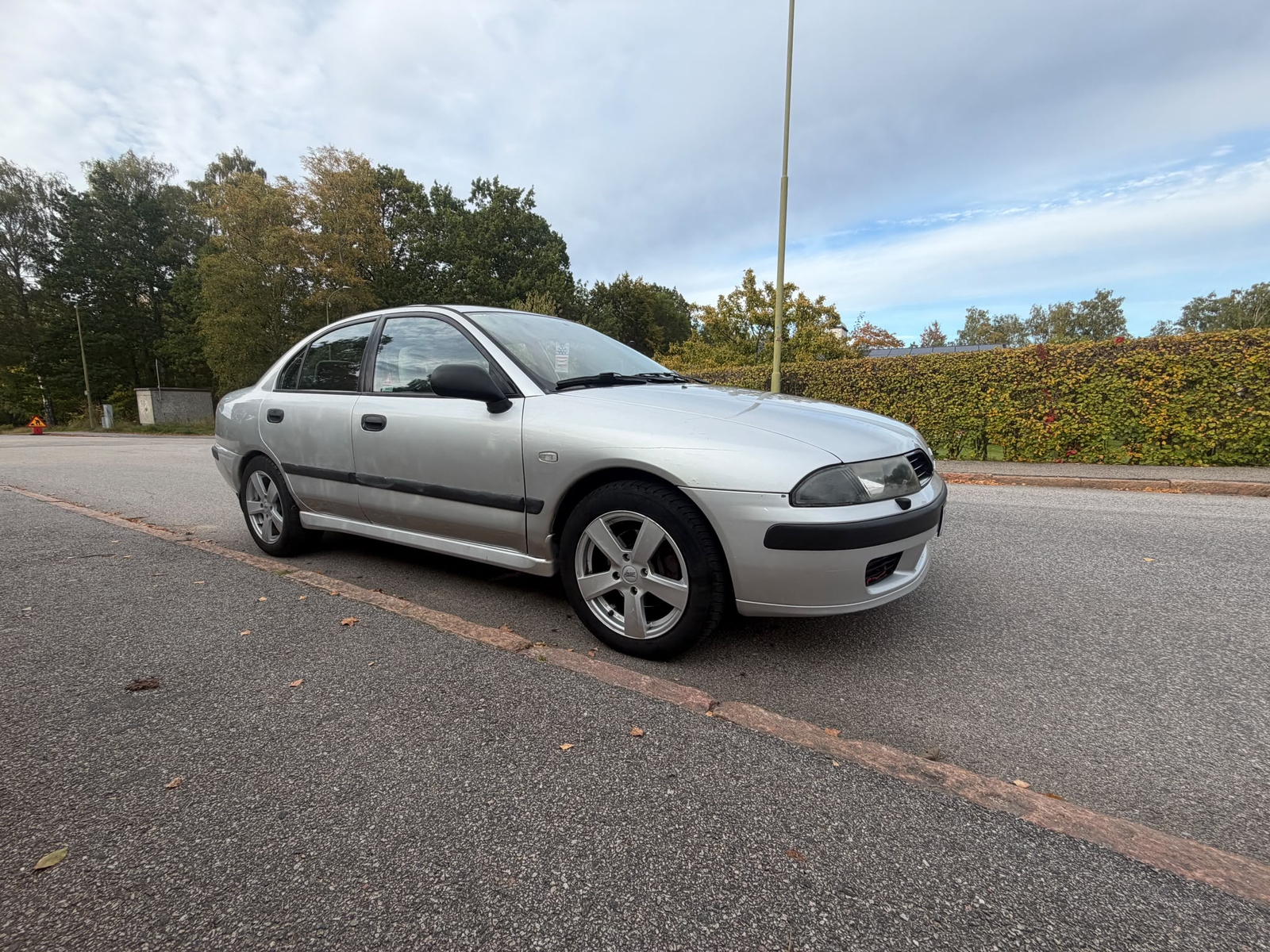 Mitsubishi Carisma 1.8 GDI INVECS-II 2002, kuva 2/9