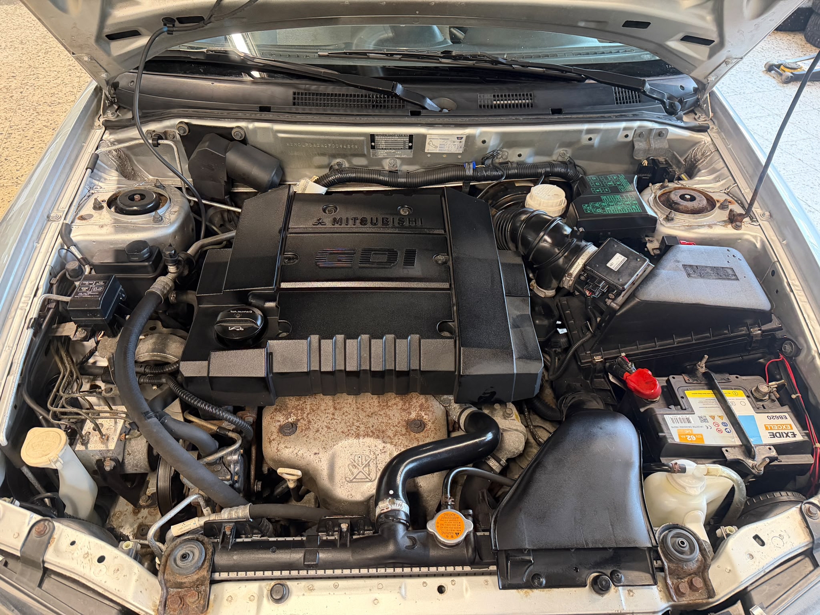 Mitsubishi Carisma 1.8 GDI INVECS-II 2002, kuva 7/9