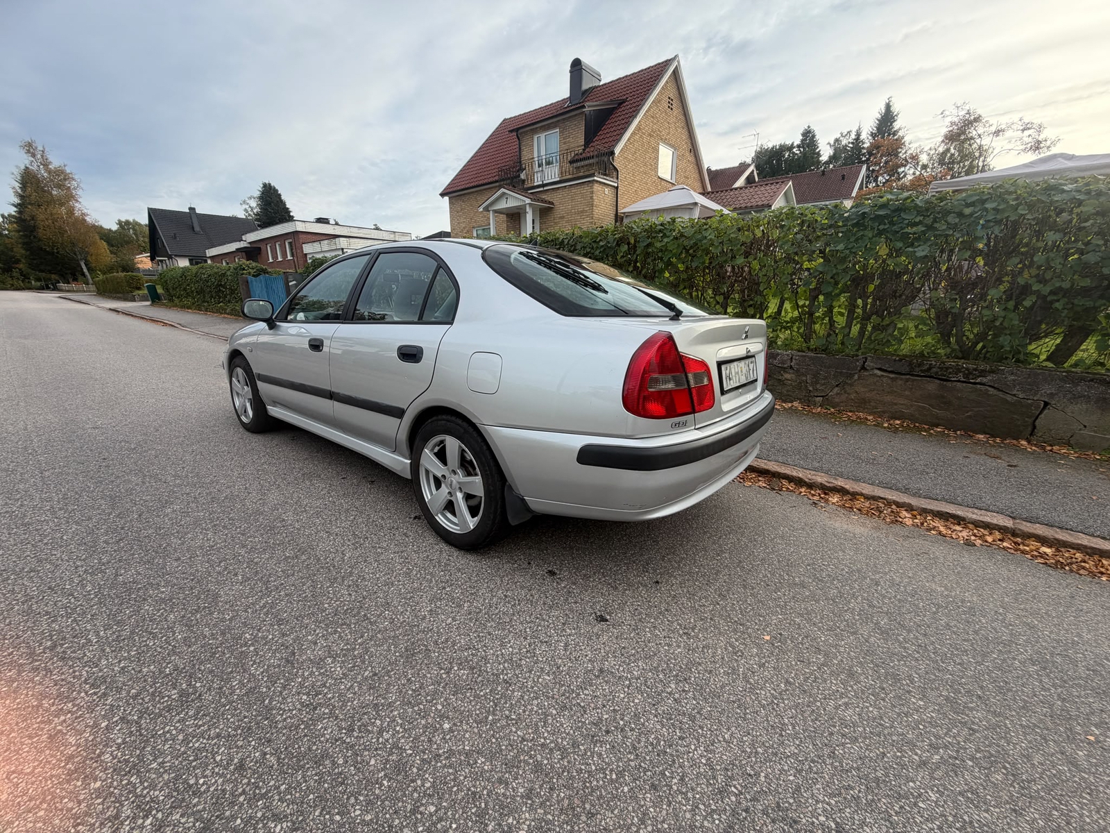 Mitsubishi Carisma 1.8 GDI INVECS-II 2002, kuva 5/9