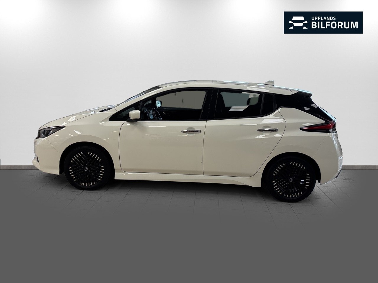 Nissan Leaf 150 Hk 40 kWh 360° 2022, kuva 4/10