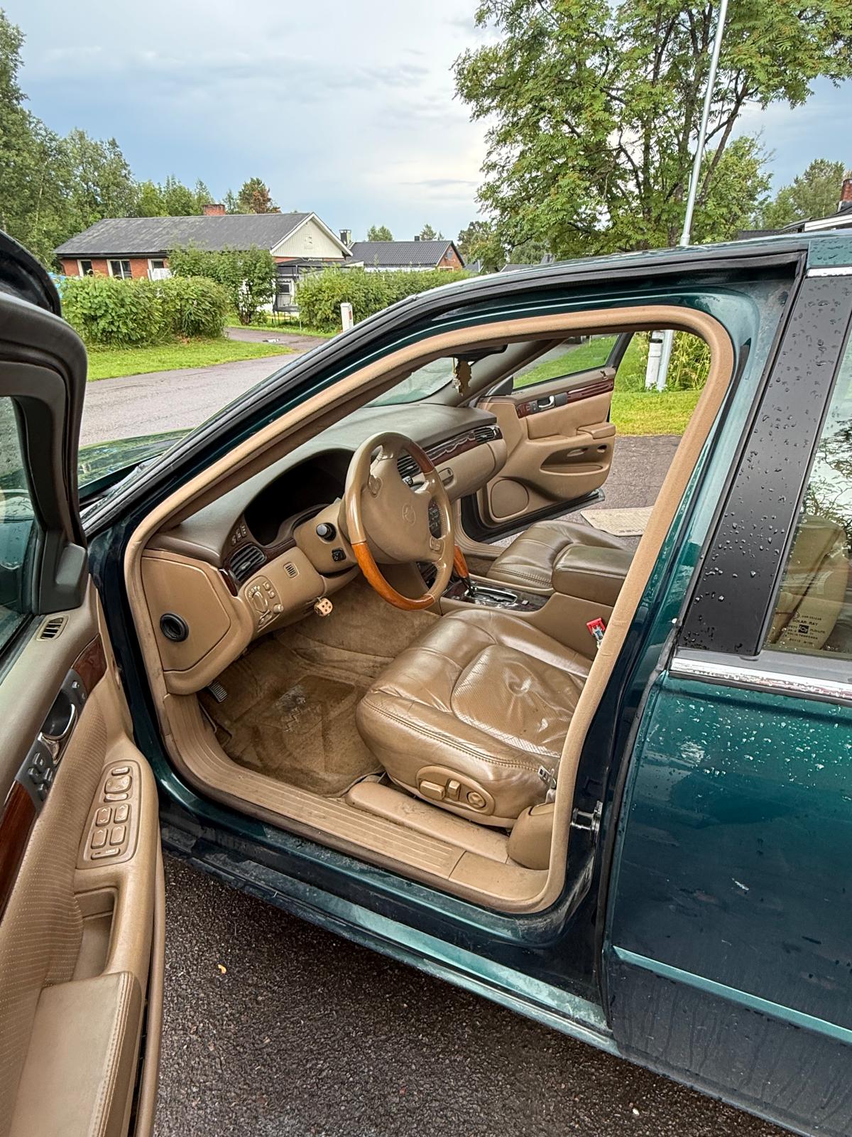 Cadillac Seville STS 4.6 V8 Hydra-Matic 1999, bild 2/8