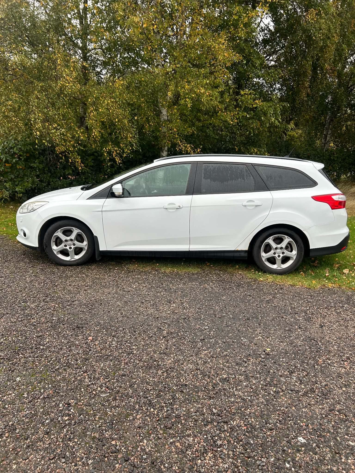 Ford Focus 2011, kuva 2/4