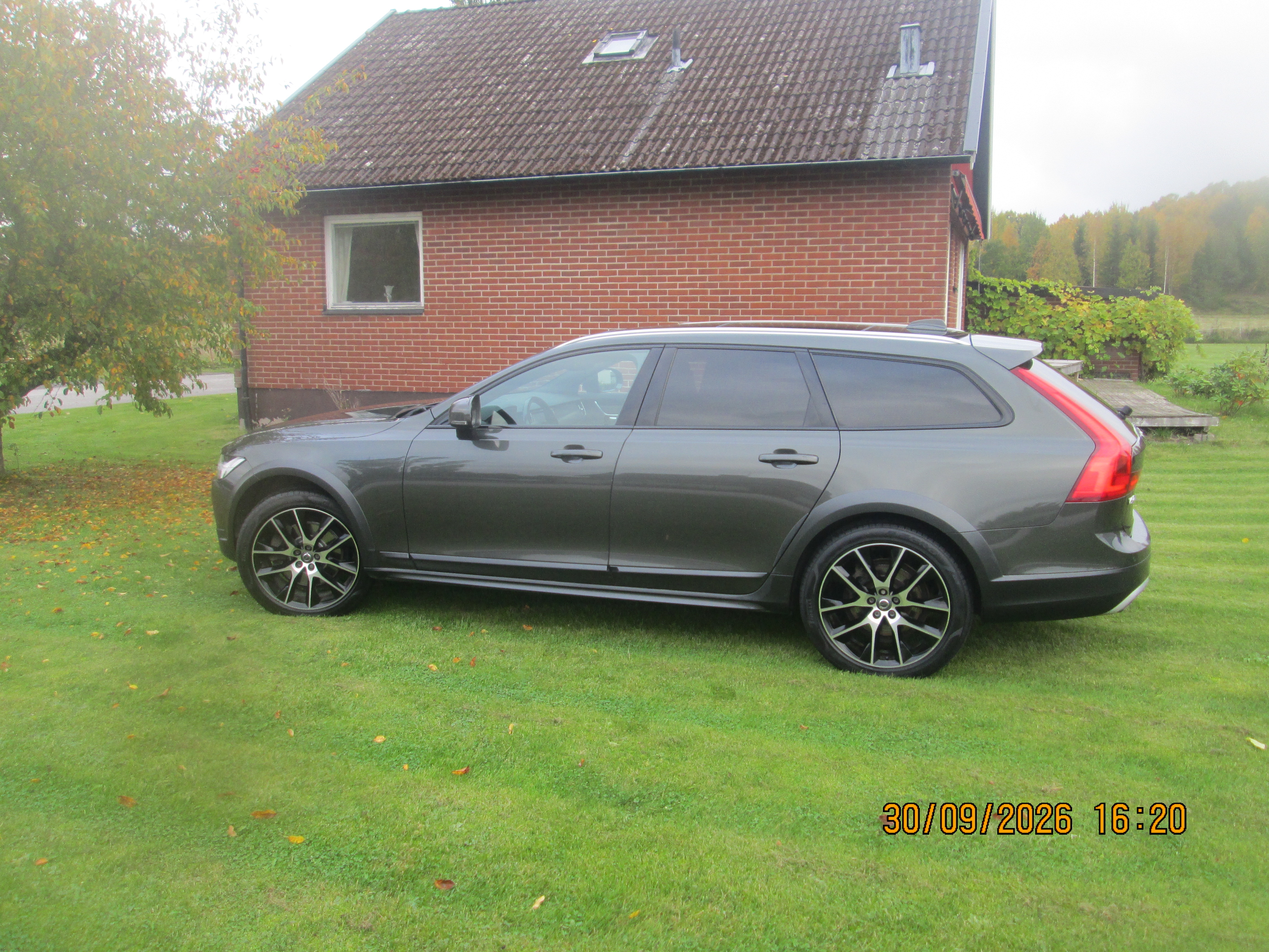 Volvo V90 Cross Country