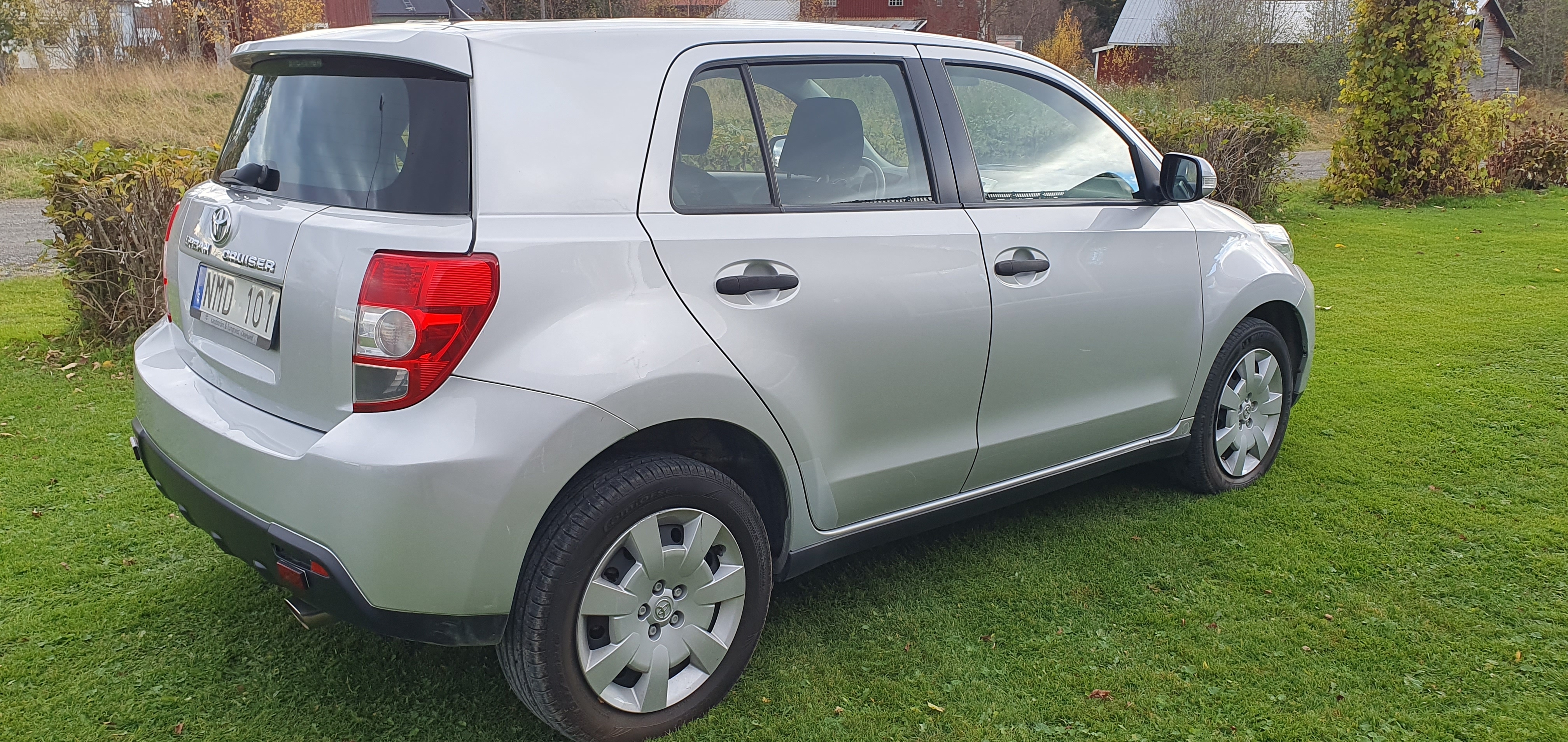 Toyota Urban Cruiser 2011, photo 4/6