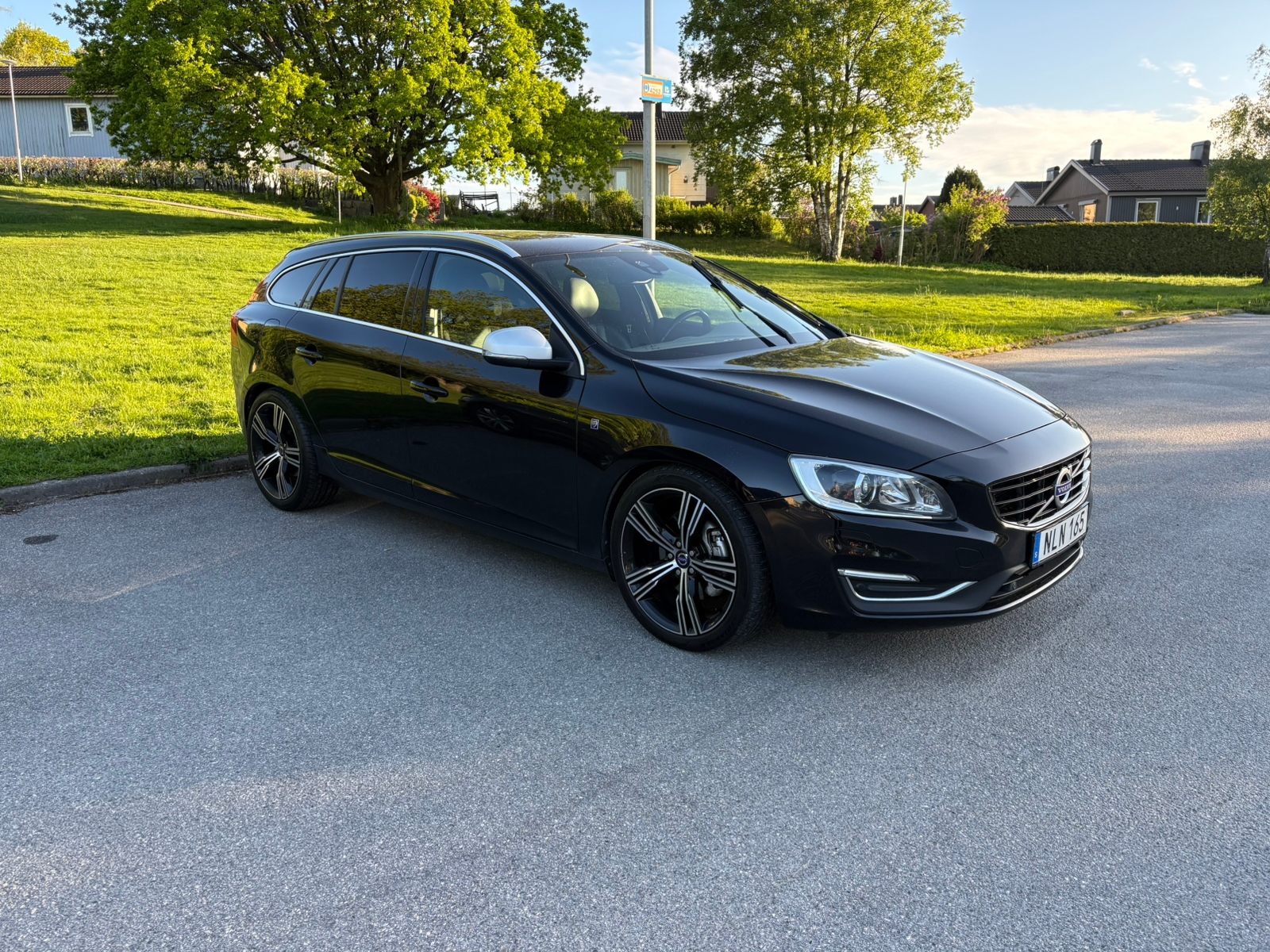 Volvo V60 D4