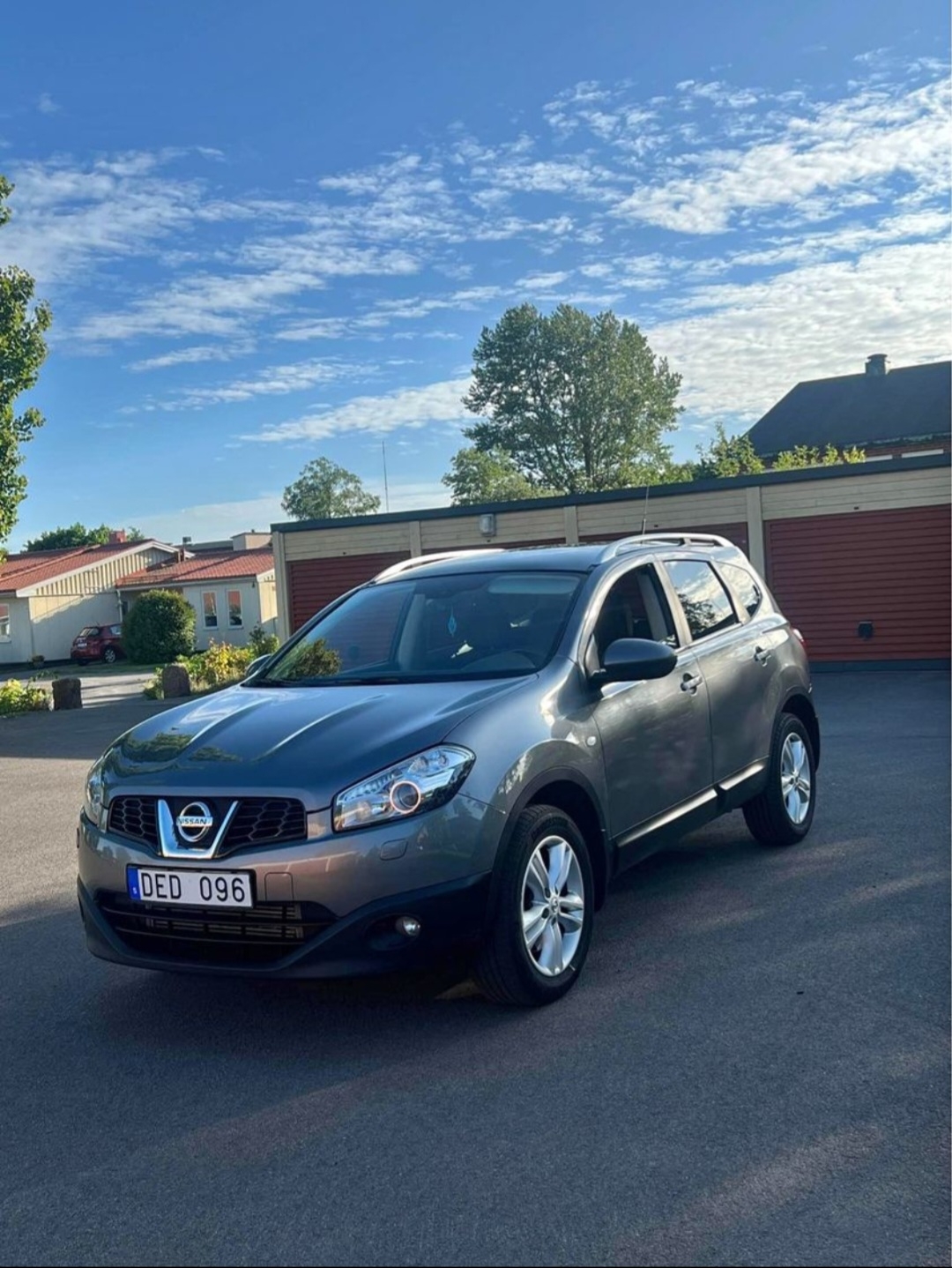 Nissan Qashqai+2 1.6 dCi Manuell 2012, kuva 4/5