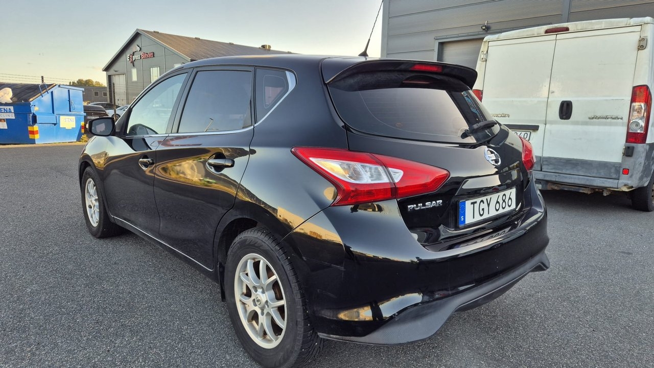 Nissan Pulsar 2016, bild 4/6