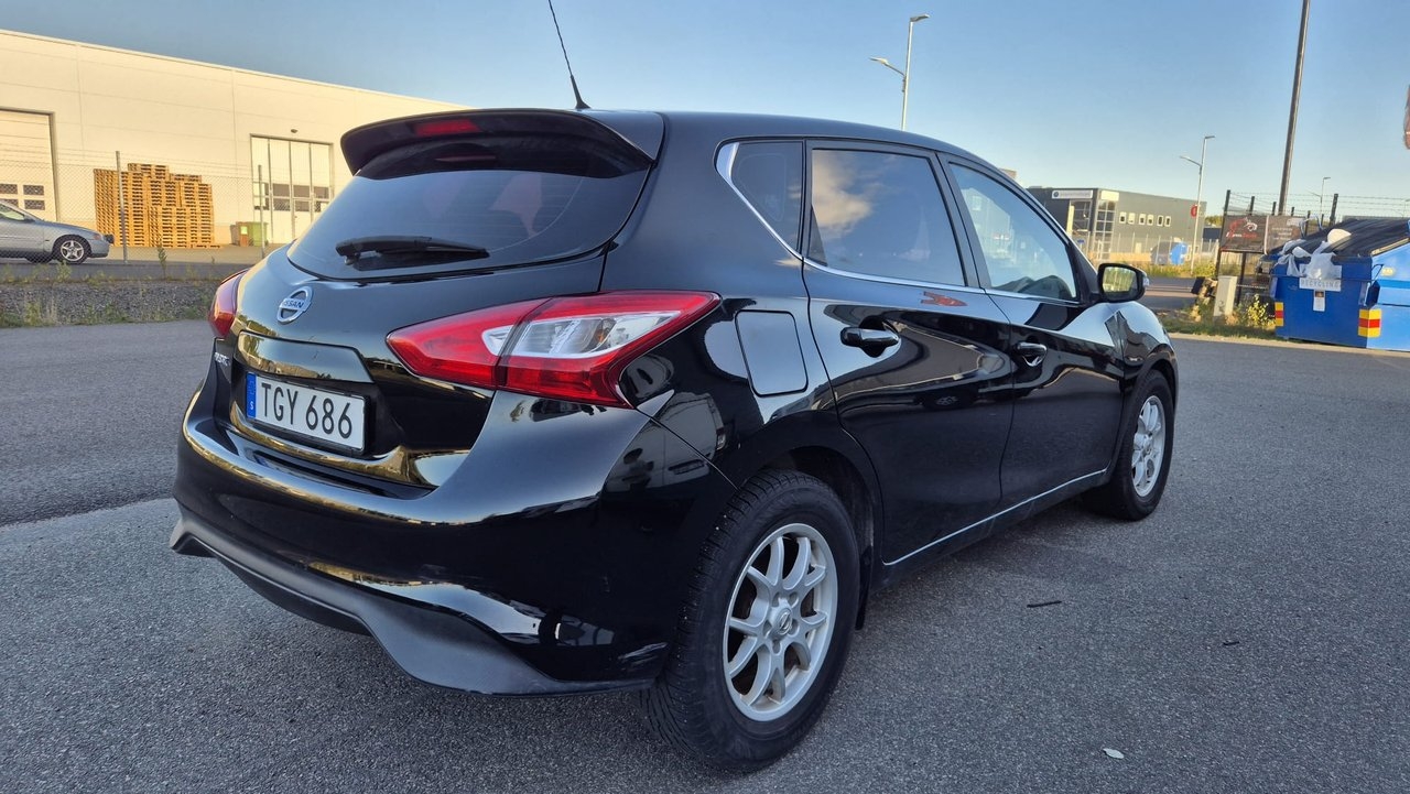 Nissan Pulsar 2016, bild 2/6