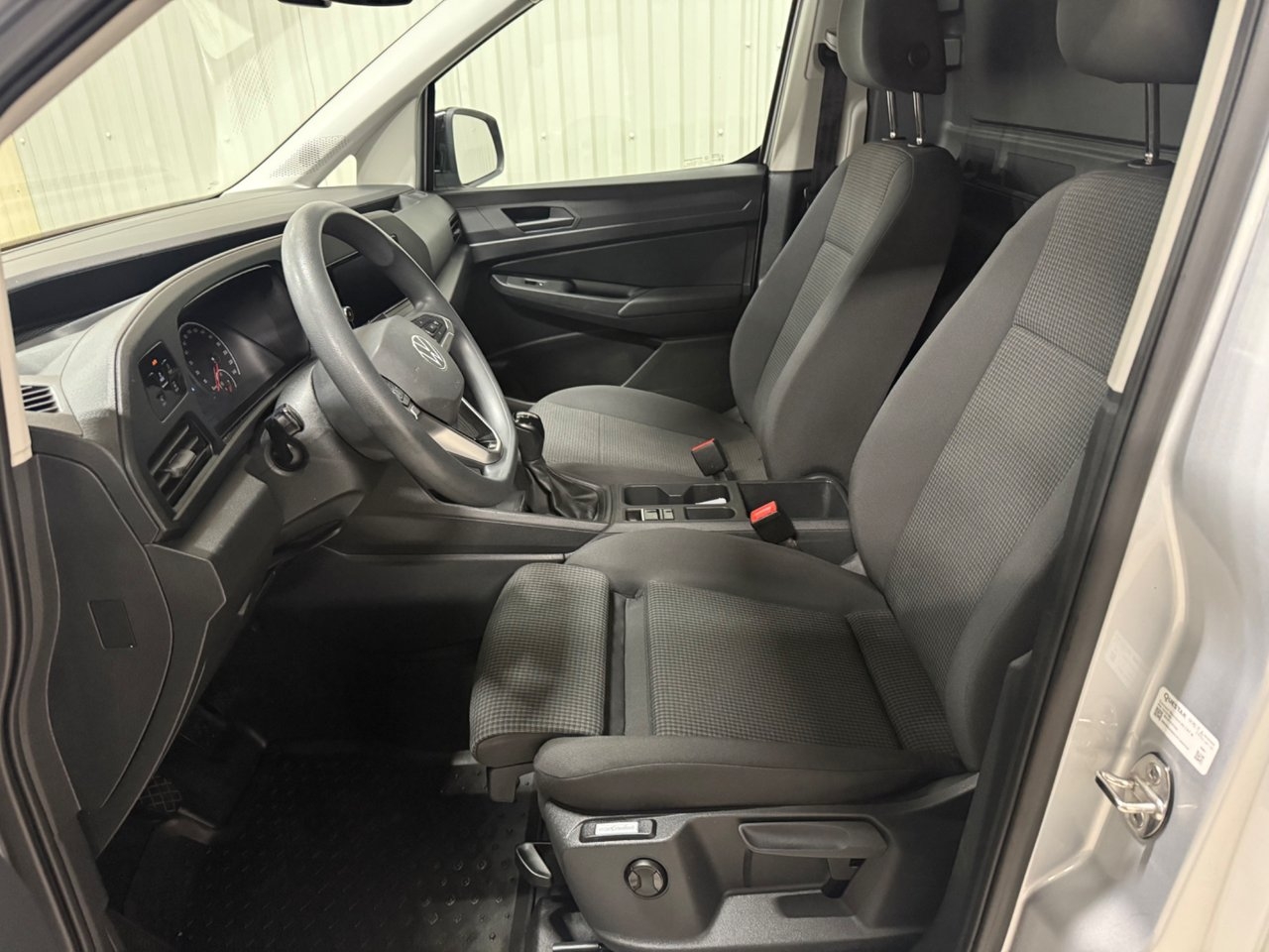 Volkswagen Caddy 2023, bild 6/10