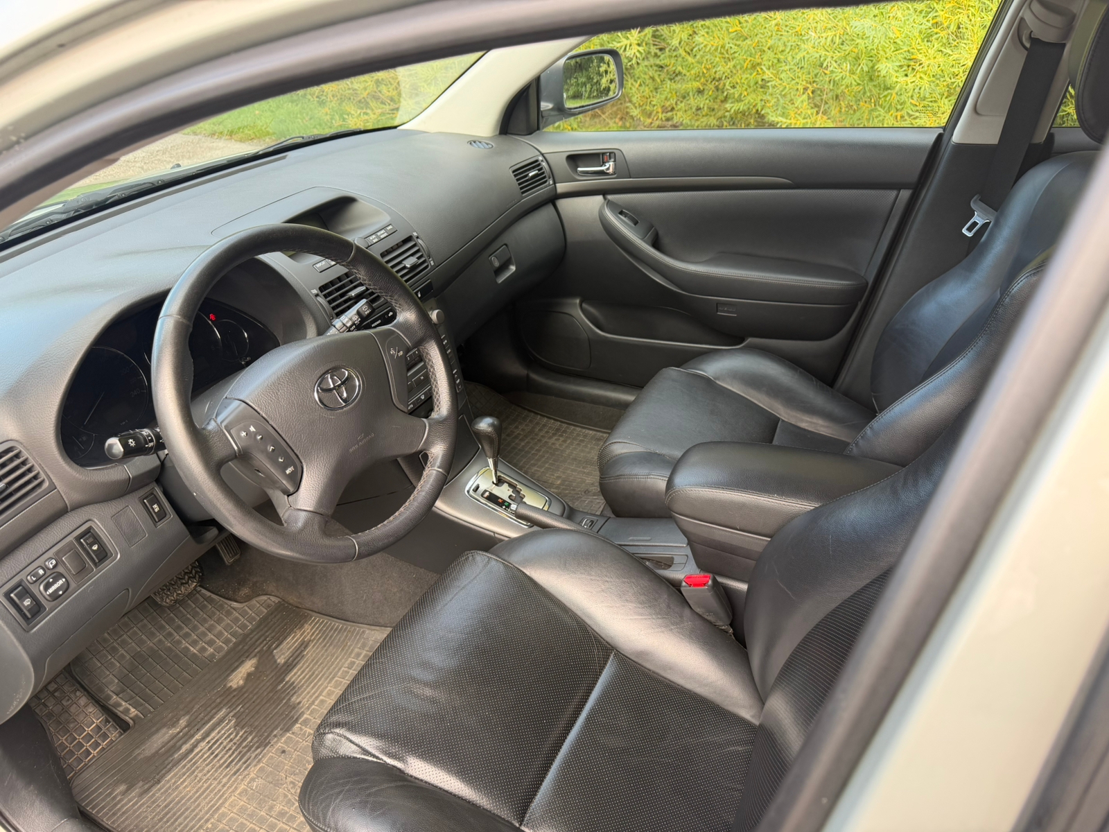Toyota Avensis 2006, bild 7/9