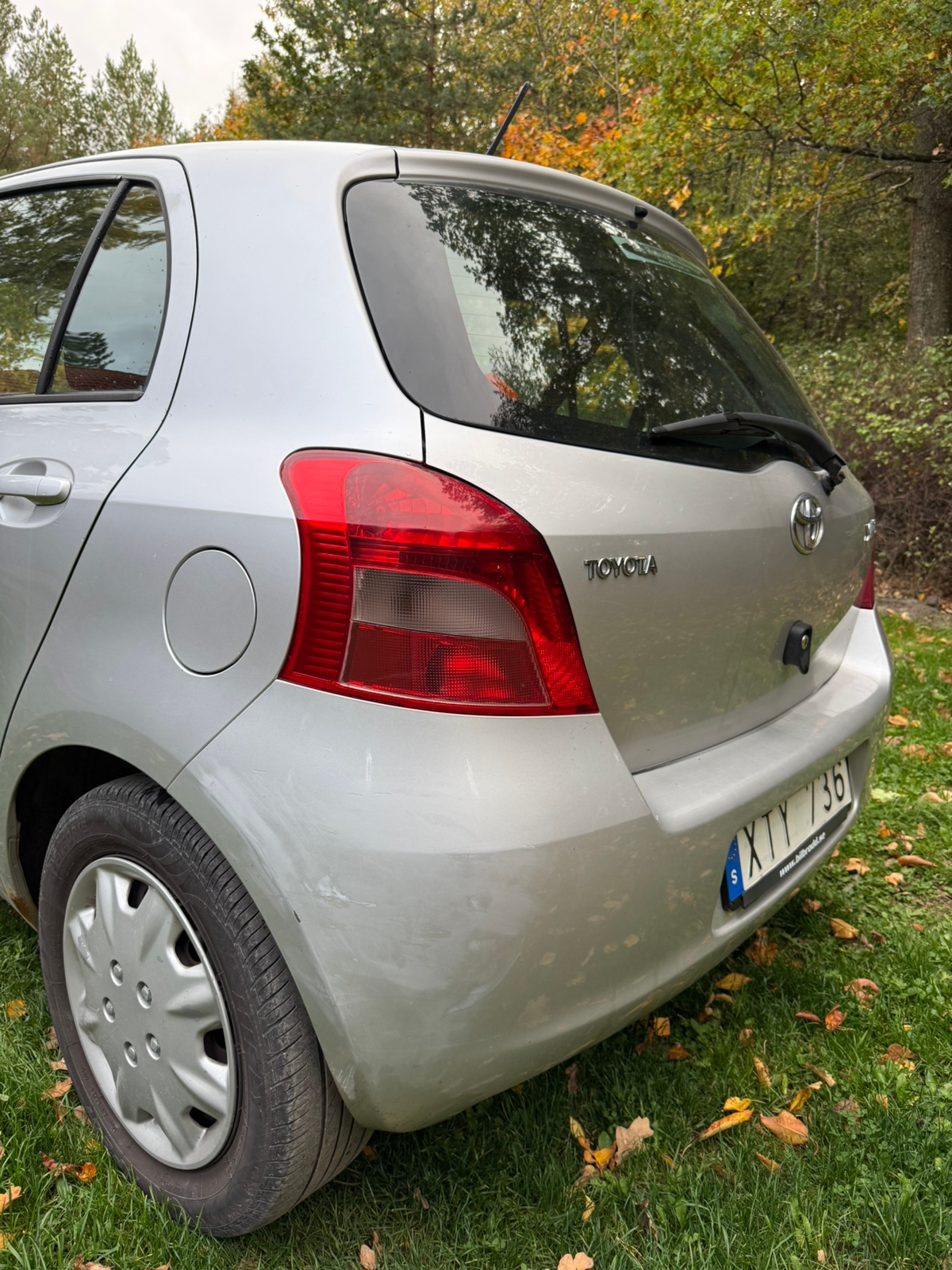 Toyota Yaris 5-dörrar 1.0 VVT-i Manuell 2006, bild 4/8