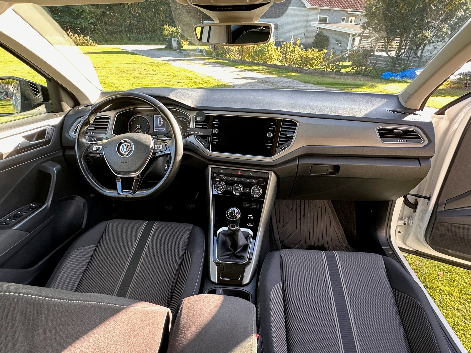 Volkswagen T-Roc 1.0 TSI OPF Manuell 2020, bild 7/9