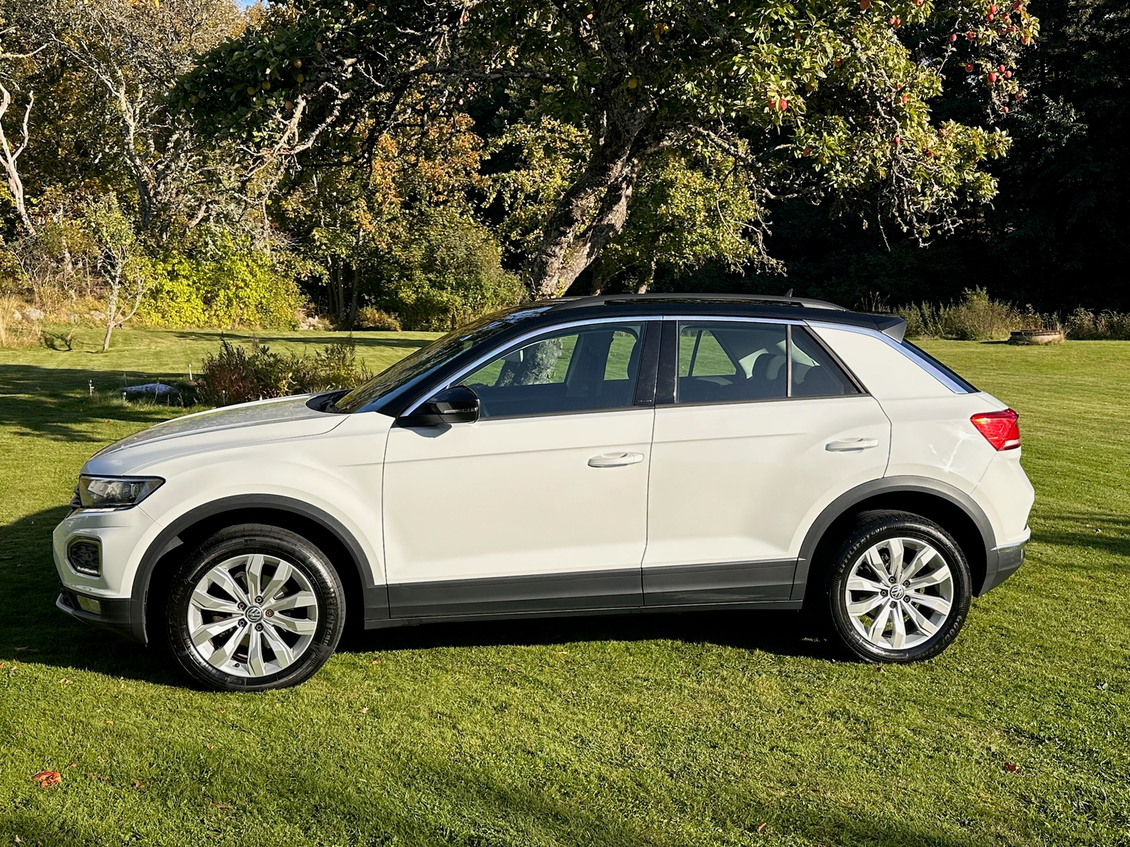 Volkswagen T-Roc 1.0 TSI OPF Manuell 2020, bild 2/9