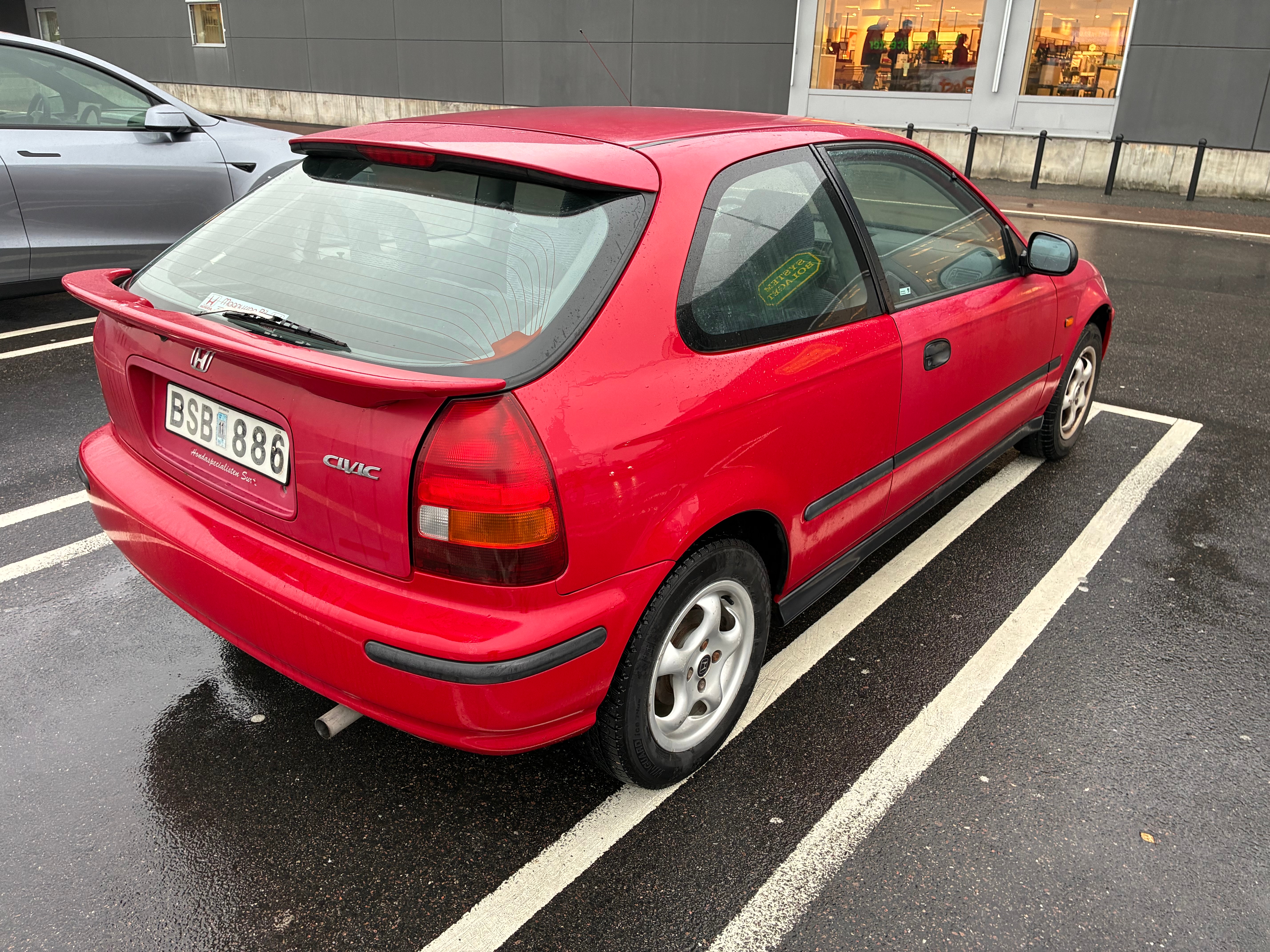 Honda Civic 3-dörrar 1.5 Manuell 1998, bild 3/5