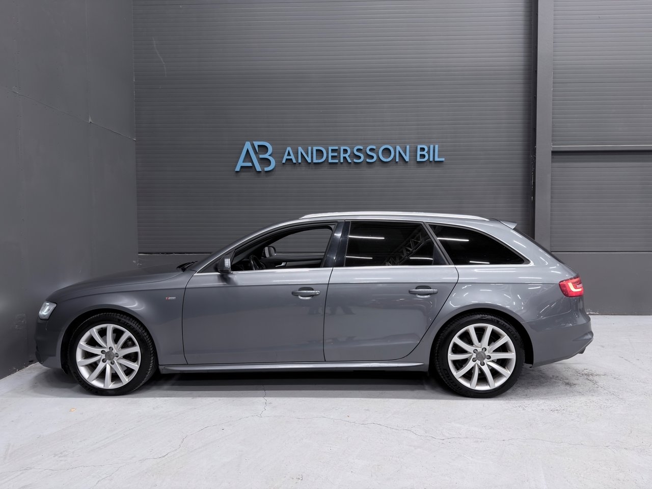Audi A4 2014, kuva 6/10