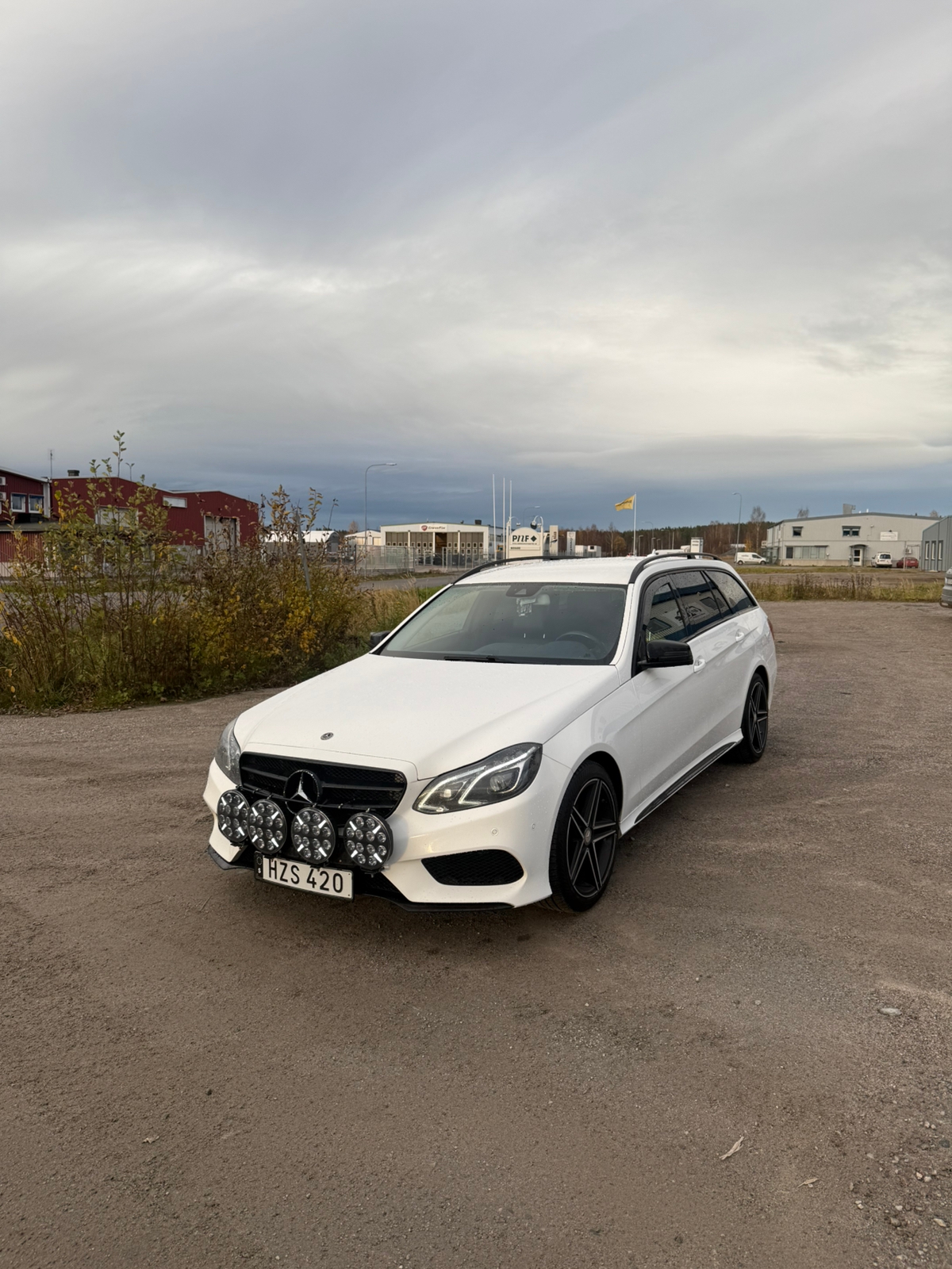 Mercedes-Benz E