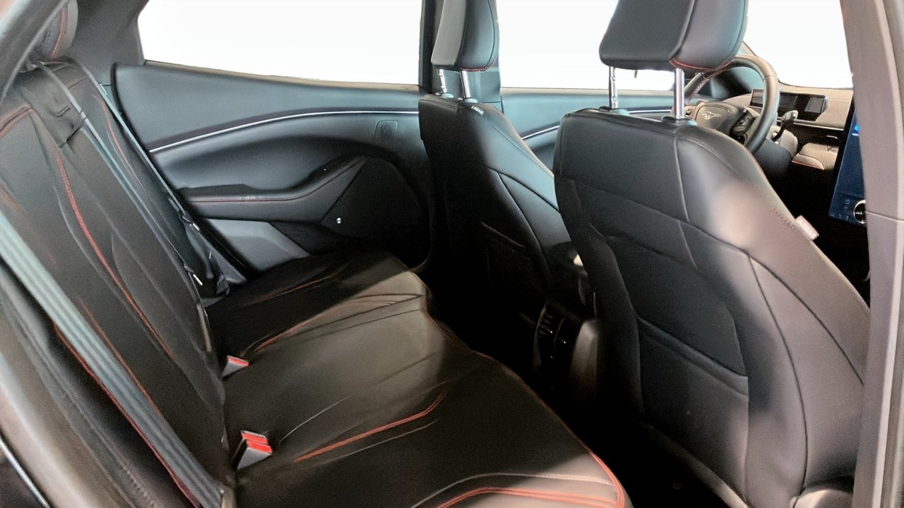 Ford Mustang Mach-E Extended Range 2022, photo 5/10
