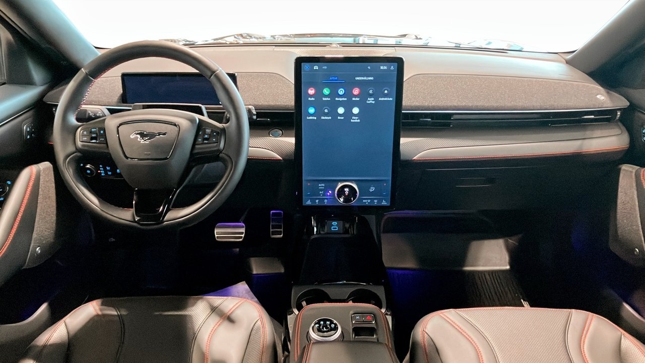 Ford Mustang Mach-E Extended Range 2022, photo 4/10
