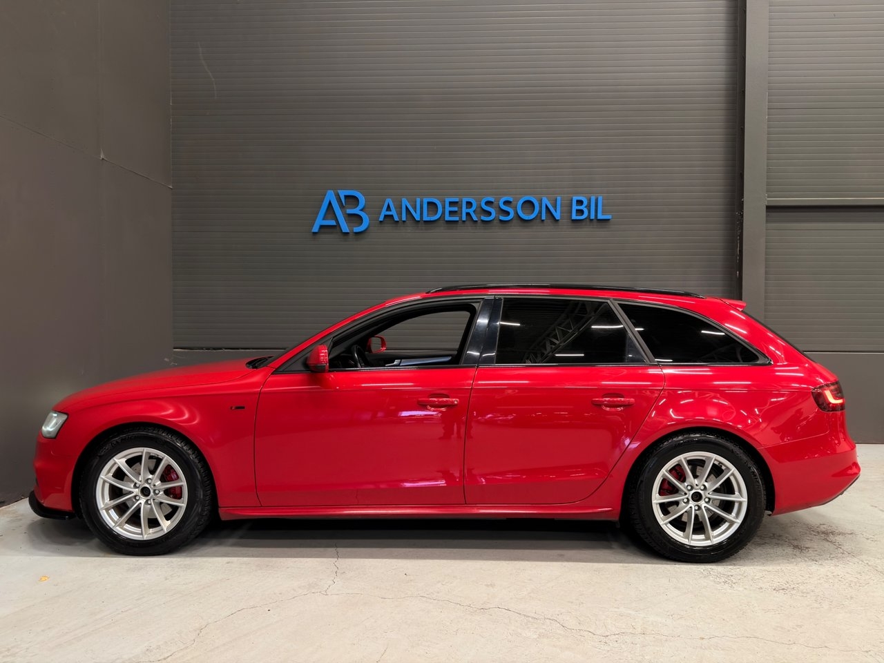 Audi A4 Avant 2.0 TDI DPF Quattro S-line 2014, kuva 6/10