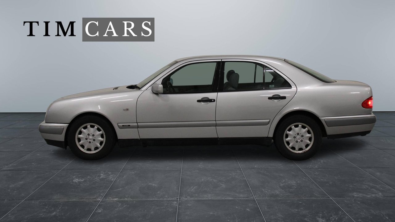 Mercedes-Benz E 200 Automatisk 1999, kuva 4/9