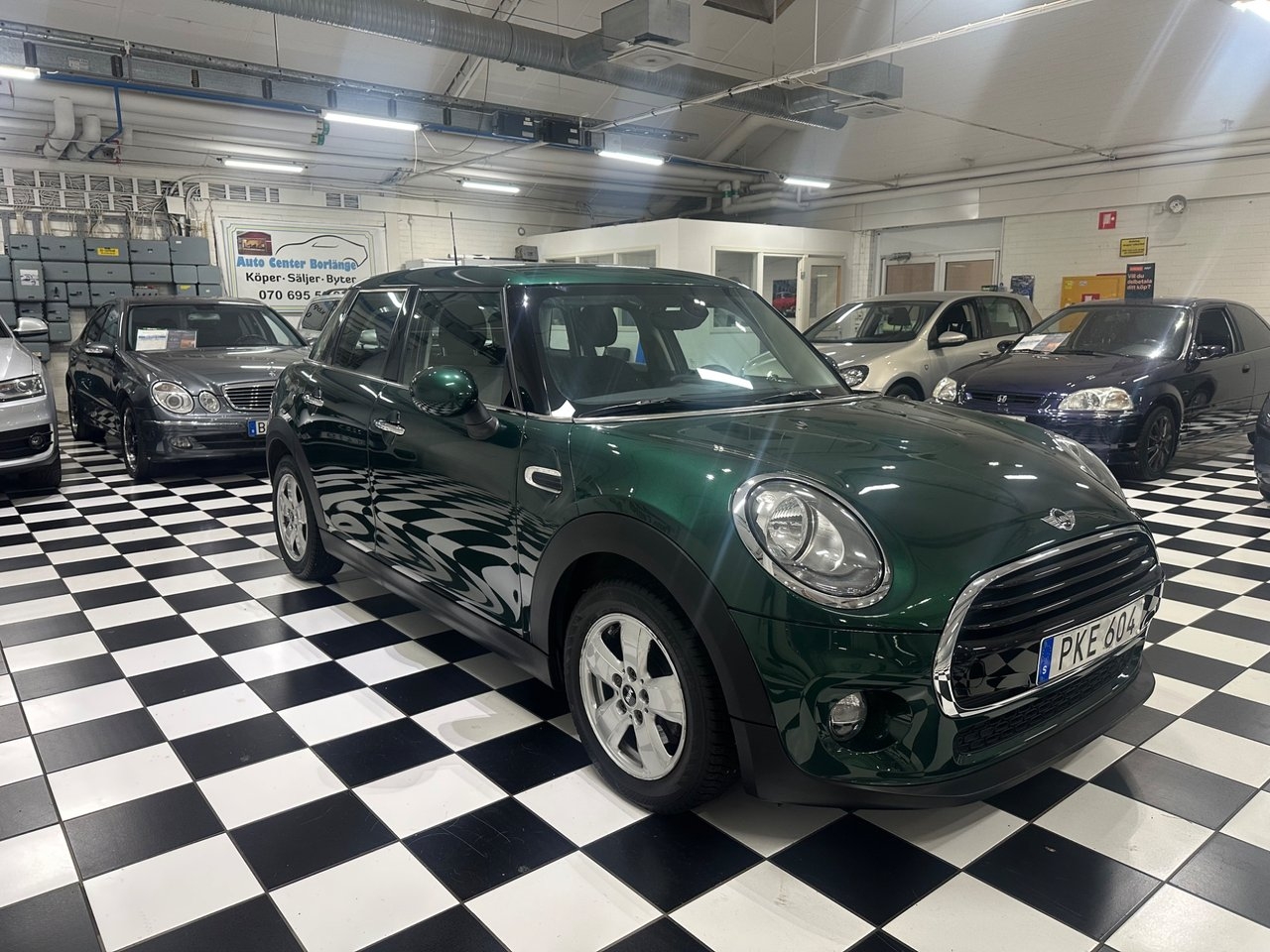 MINI Cooper 5-dörrars Pepper Euro 6 2017, photo 2/10
