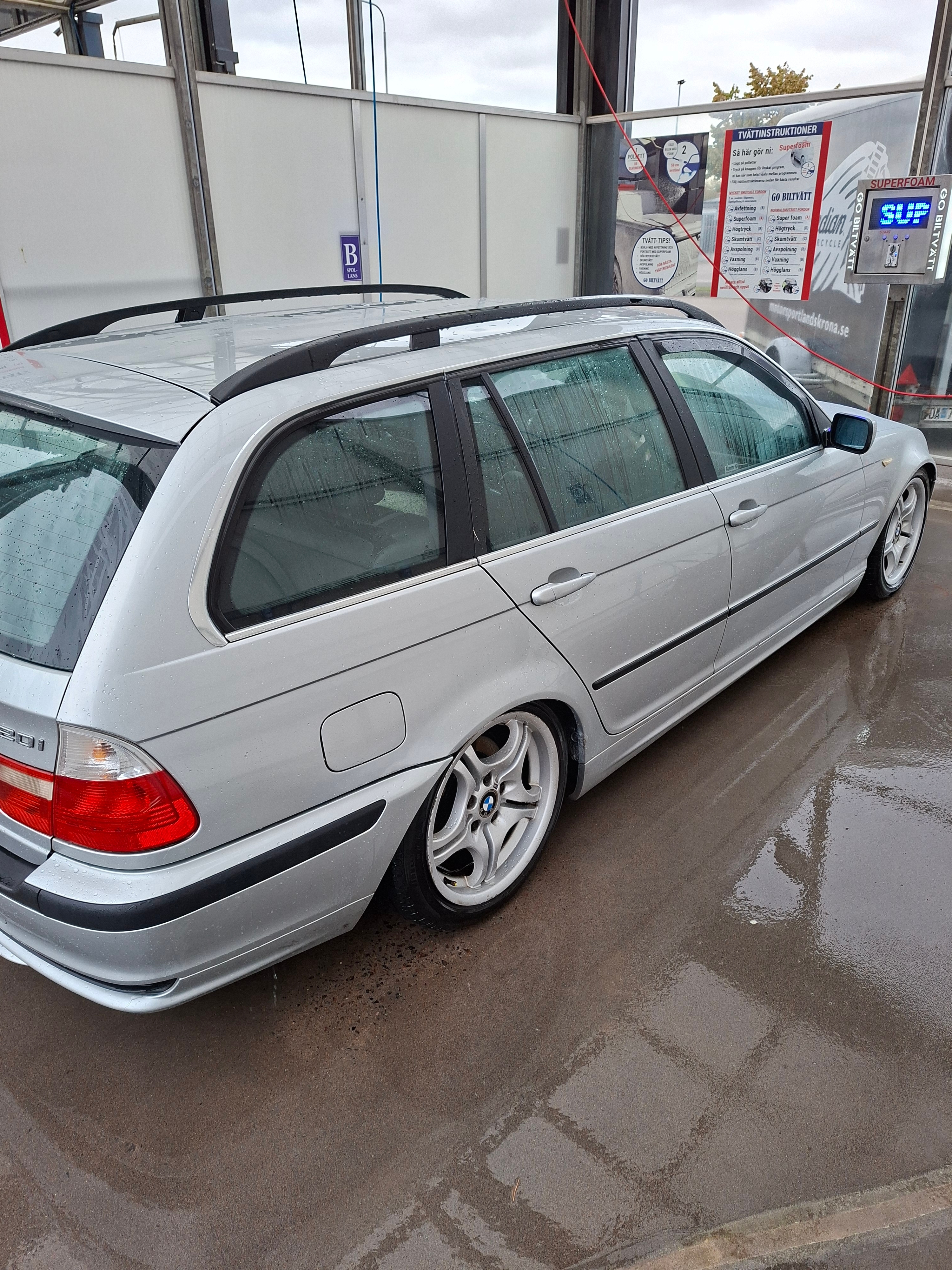 BMW 320 i Touring Manuell 2005, kuva 4/10