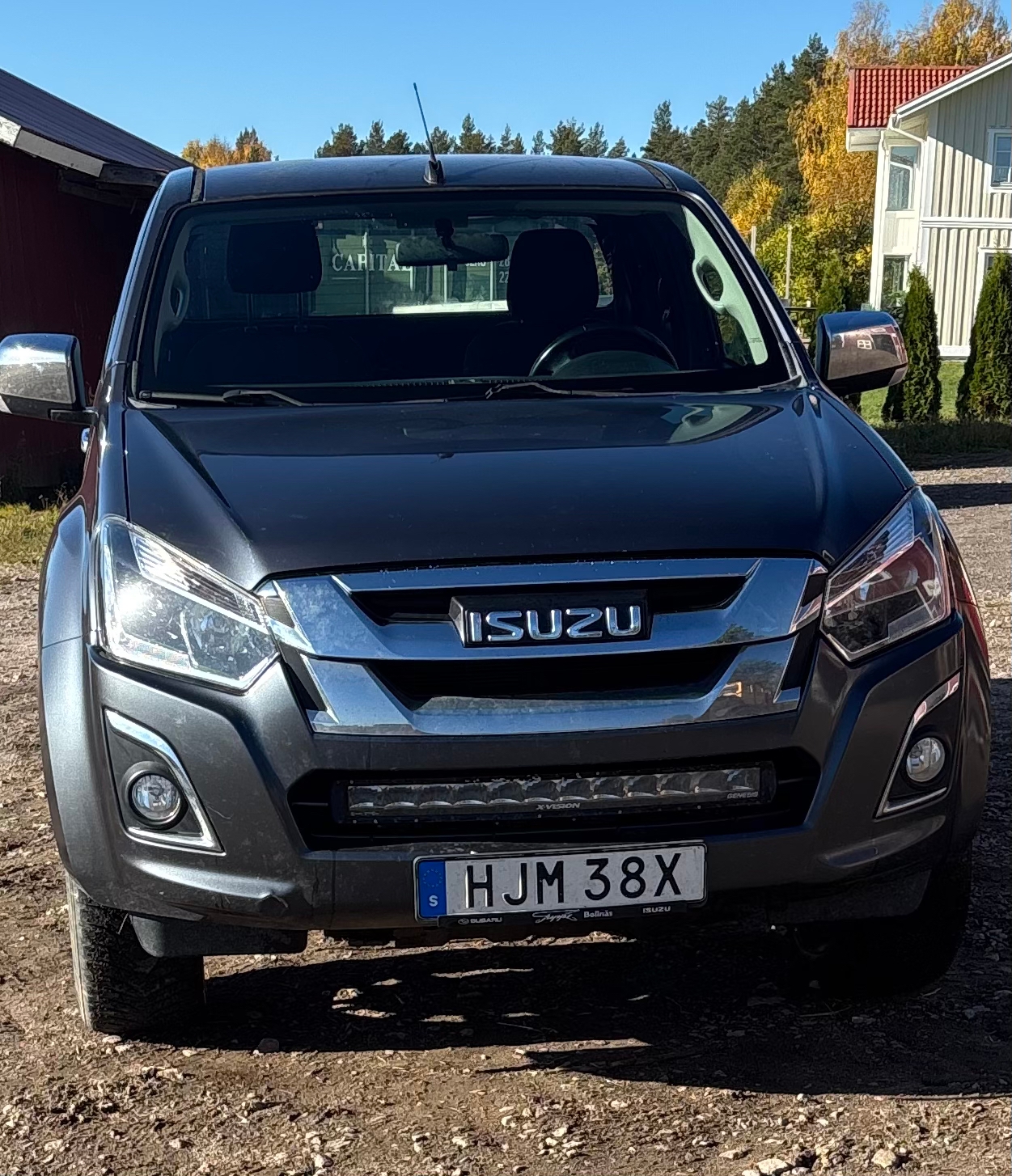 Isuzu D-MAX 1.9 Diesel 2019, bild 2/3
