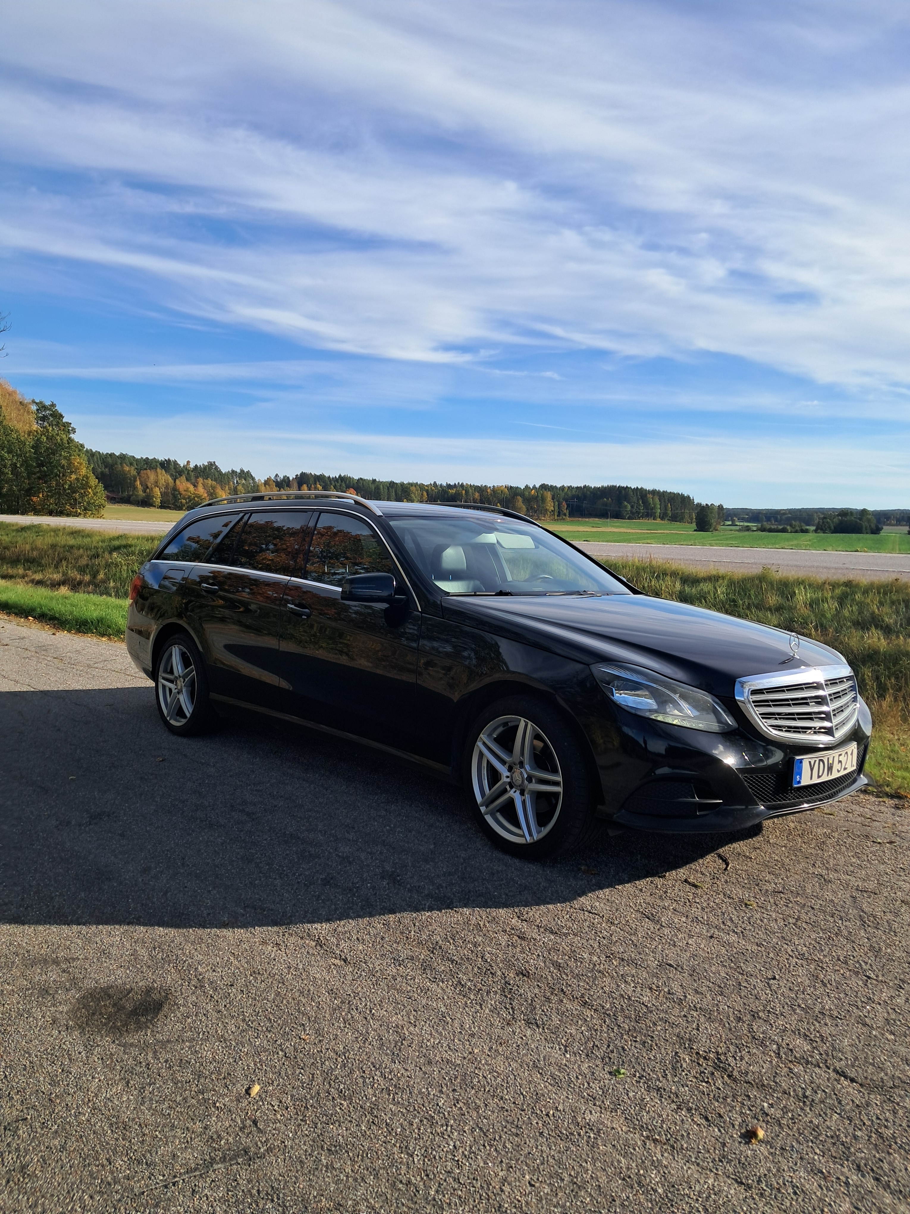 Mercedes-Benz E 220 T BlueTEC 9G-Tronic 2016, bild 2/6