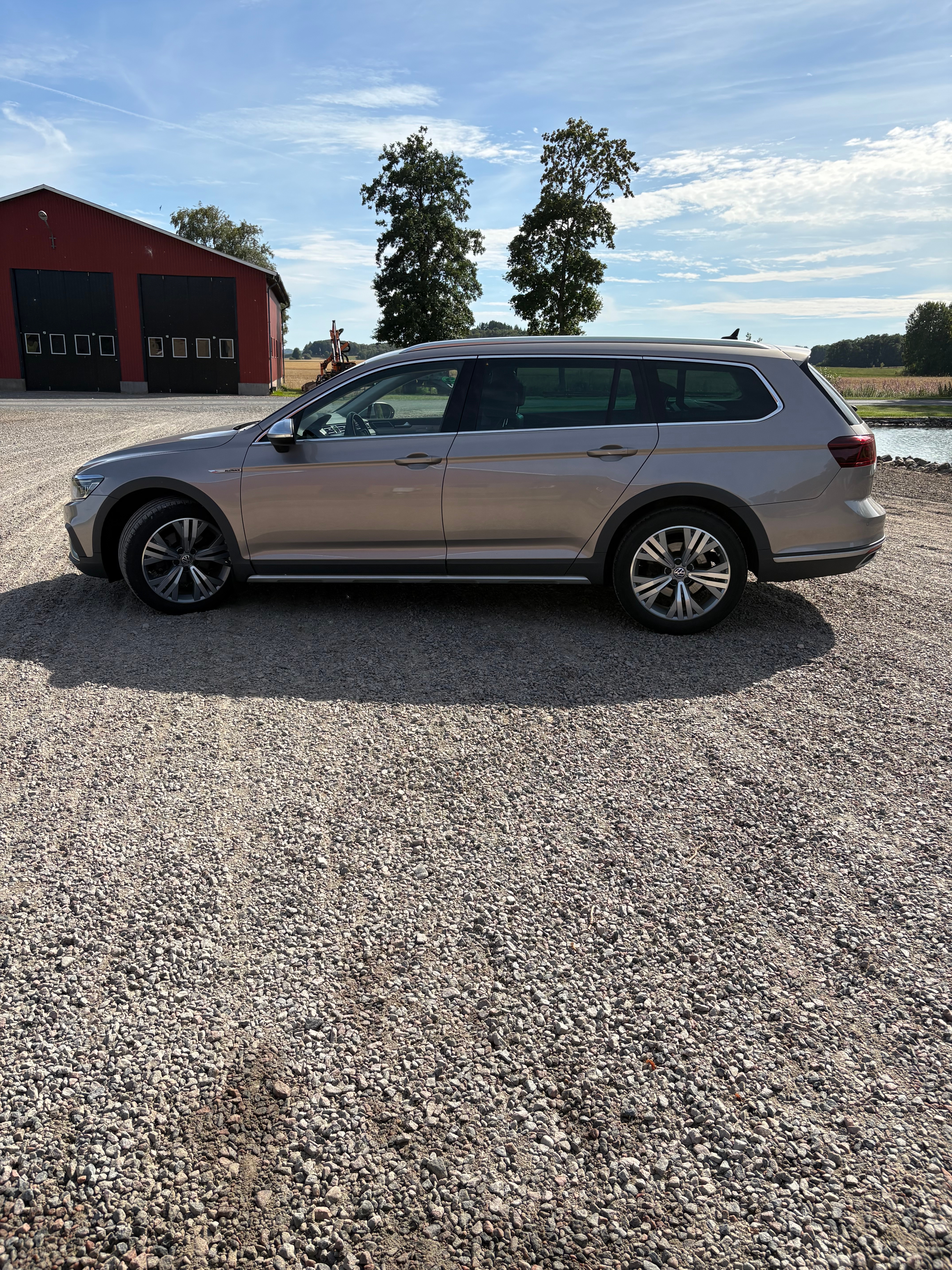 Volkswagen Passat 2020, kuva 2/8