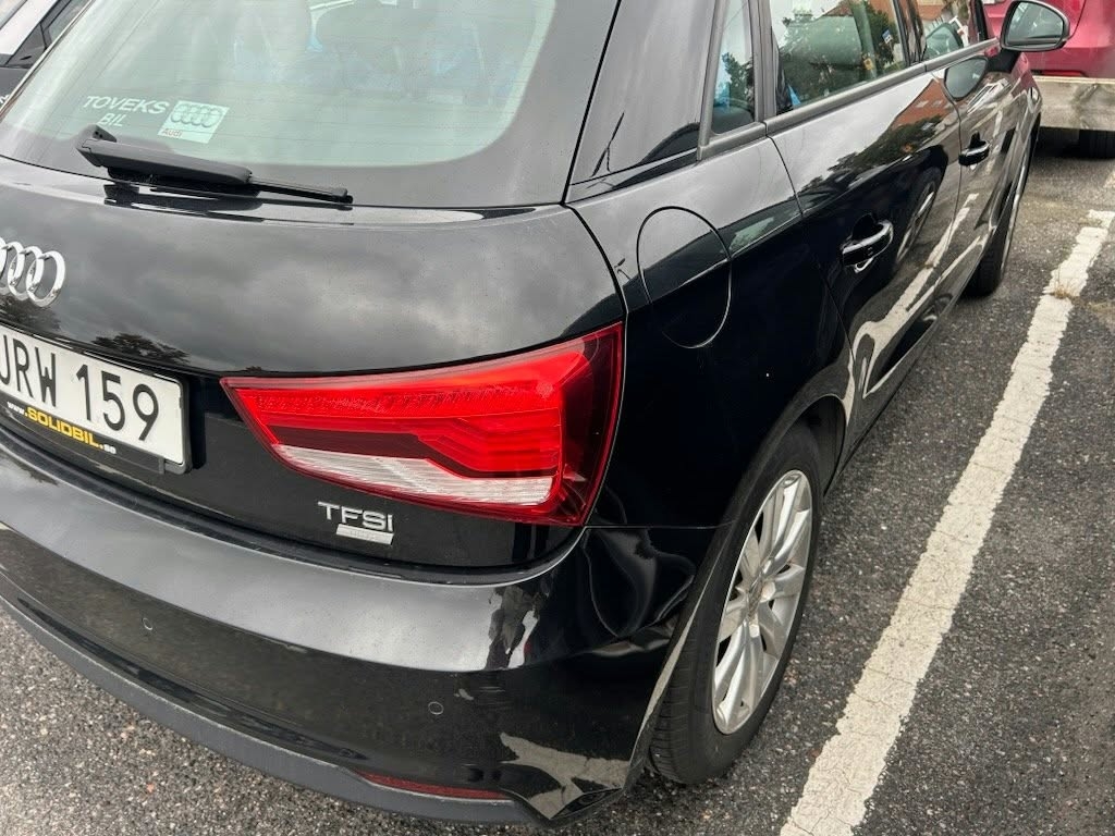 Audi A1 1.0 TFSI 2017, photo 5/10