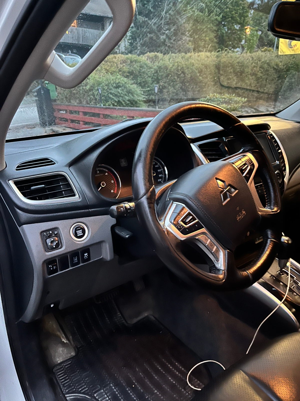 Mitsubishi L200 2018, bild 6/10