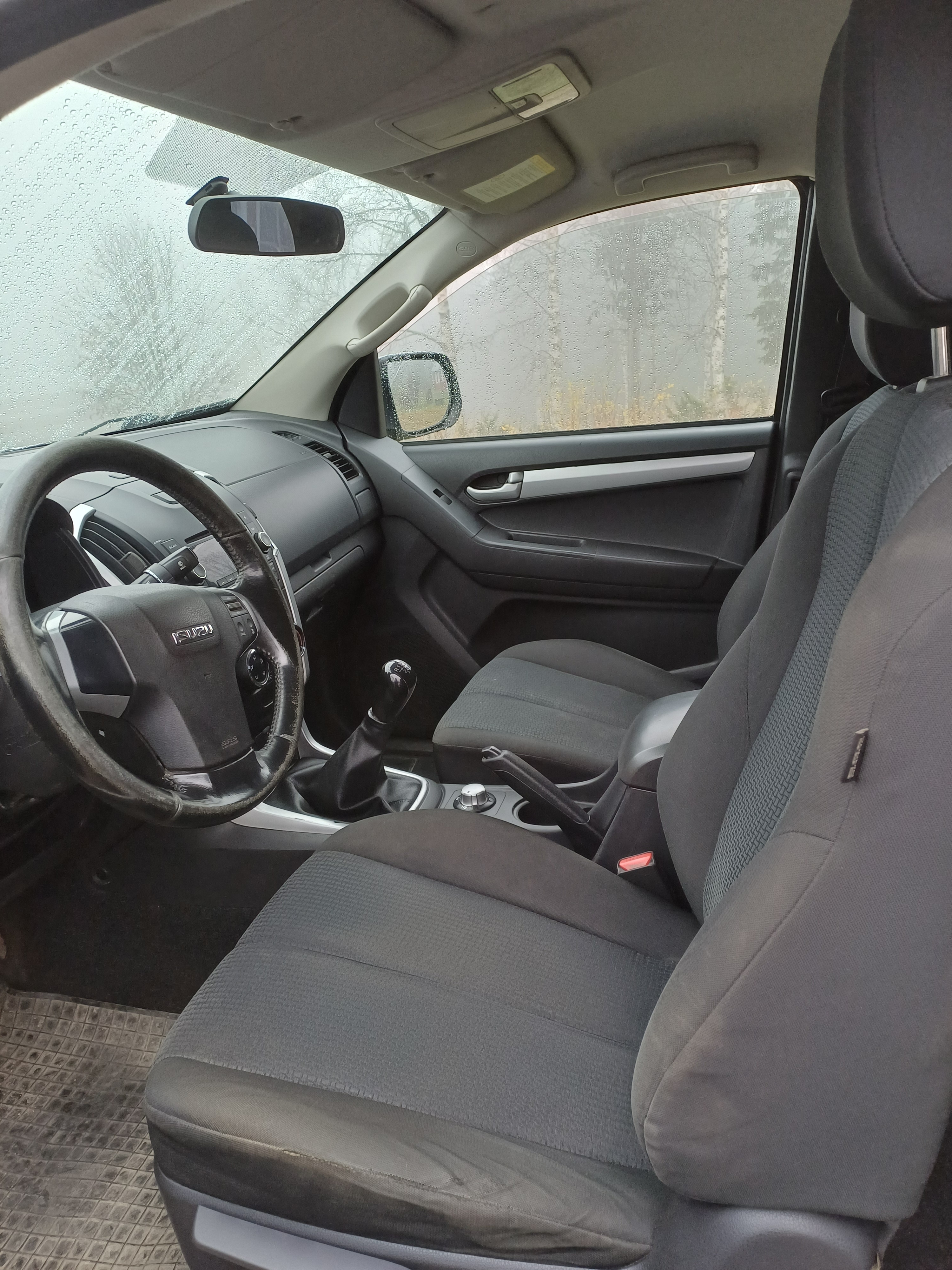 Isuzu D-max Space Cab 2.5 4WD Manuell 2012, kuva 5/8