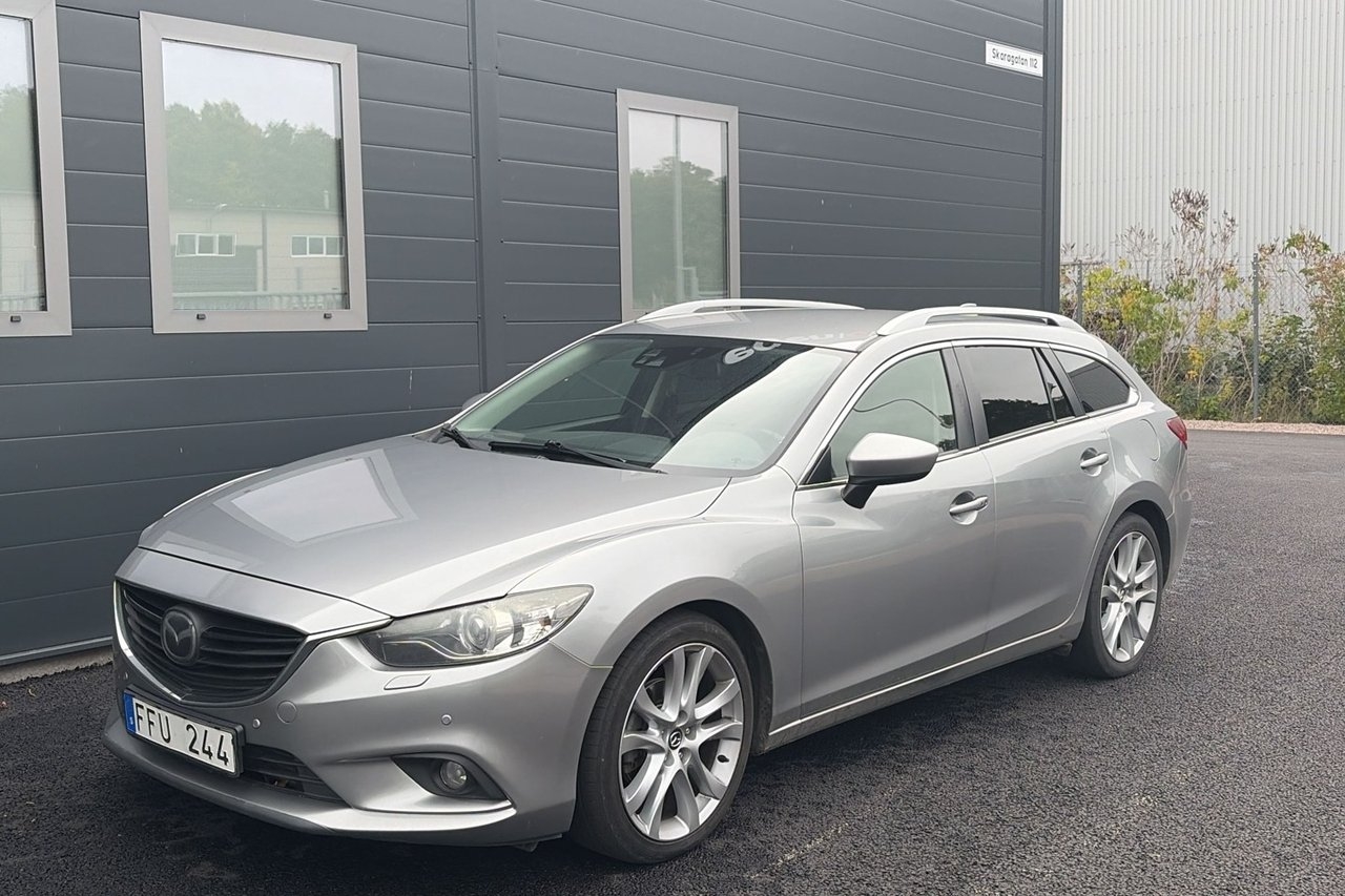Mazda 6