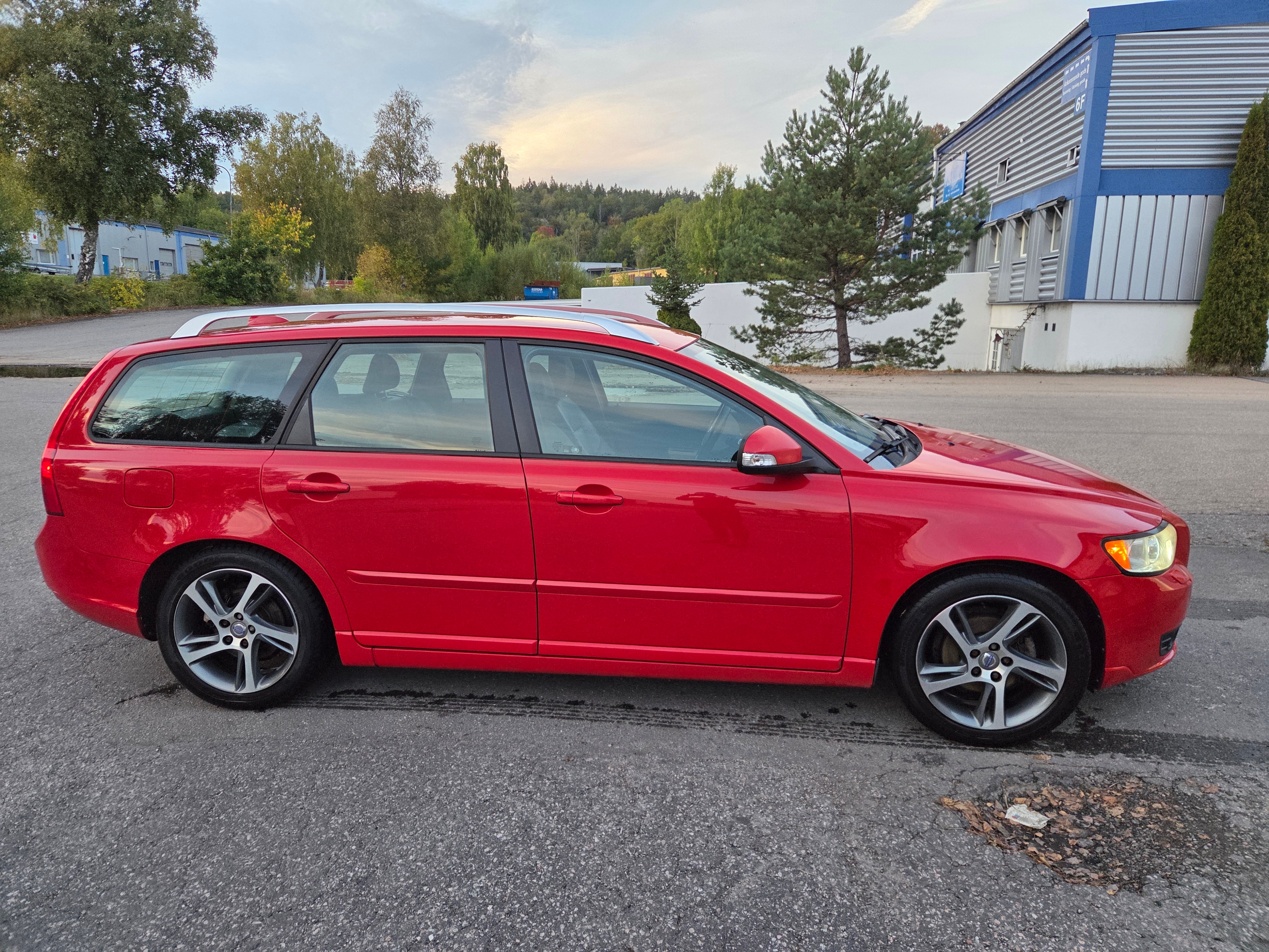 Volvo V50