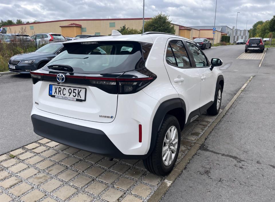 Toyota Yaris Cross Hybrid e-CVT 2024, bild 3/10