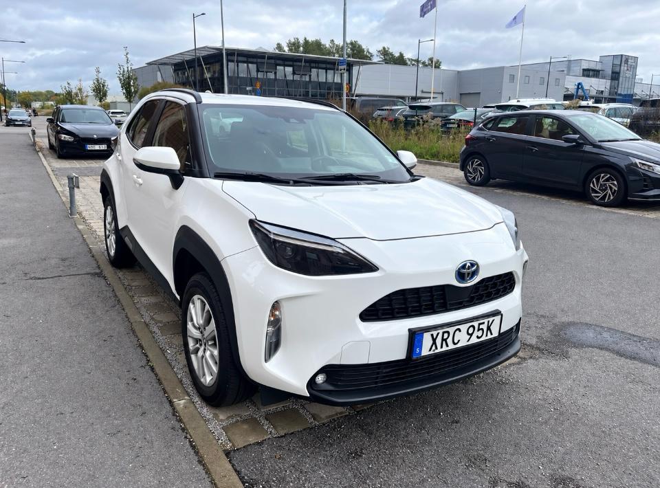 Toyota Yaris Cross Hybrid e-CVT 2024, bild 2/10